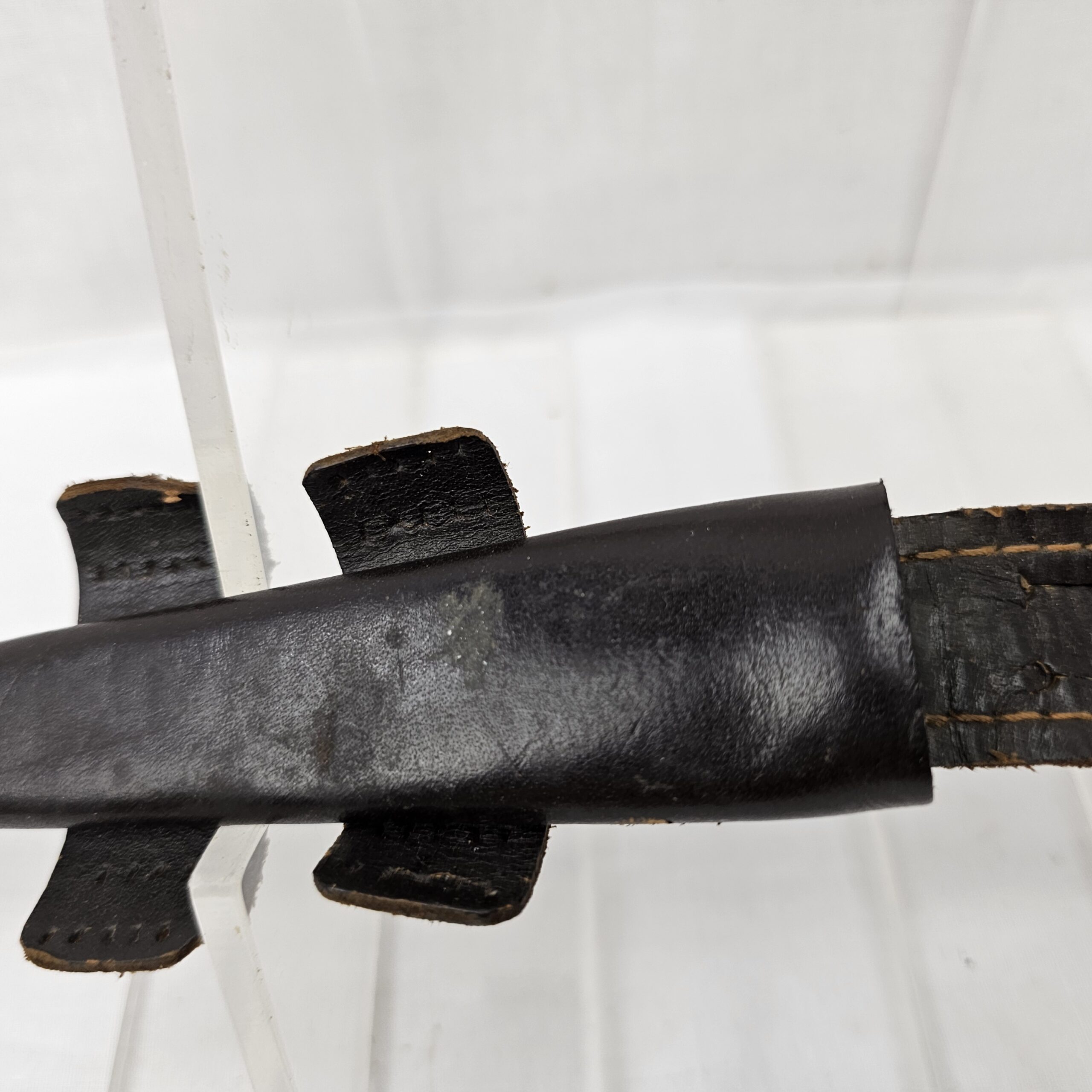 Third Pattern Fairburn Sykes Commando Dagger & Scabbard - Image 8