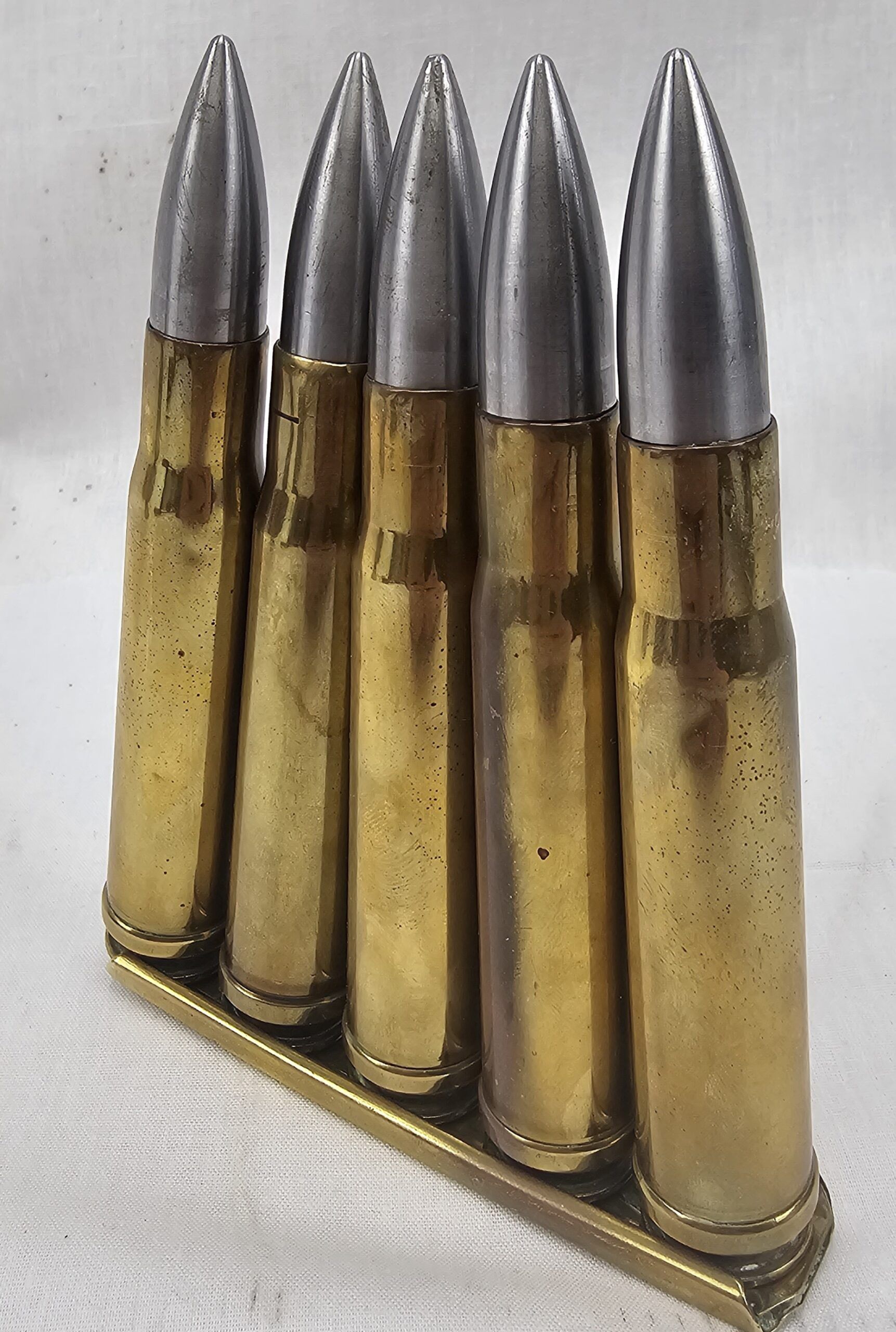 WW2 Boys Anti Tank Rifle Set Of 5 Rounds And A Clip