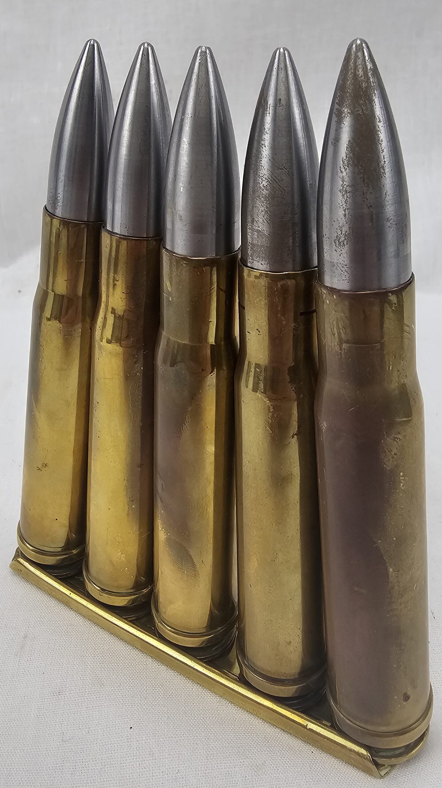 WW2 Boys Anti Tank Rifle Set Of 5 Rounds And A Clip - Image 4