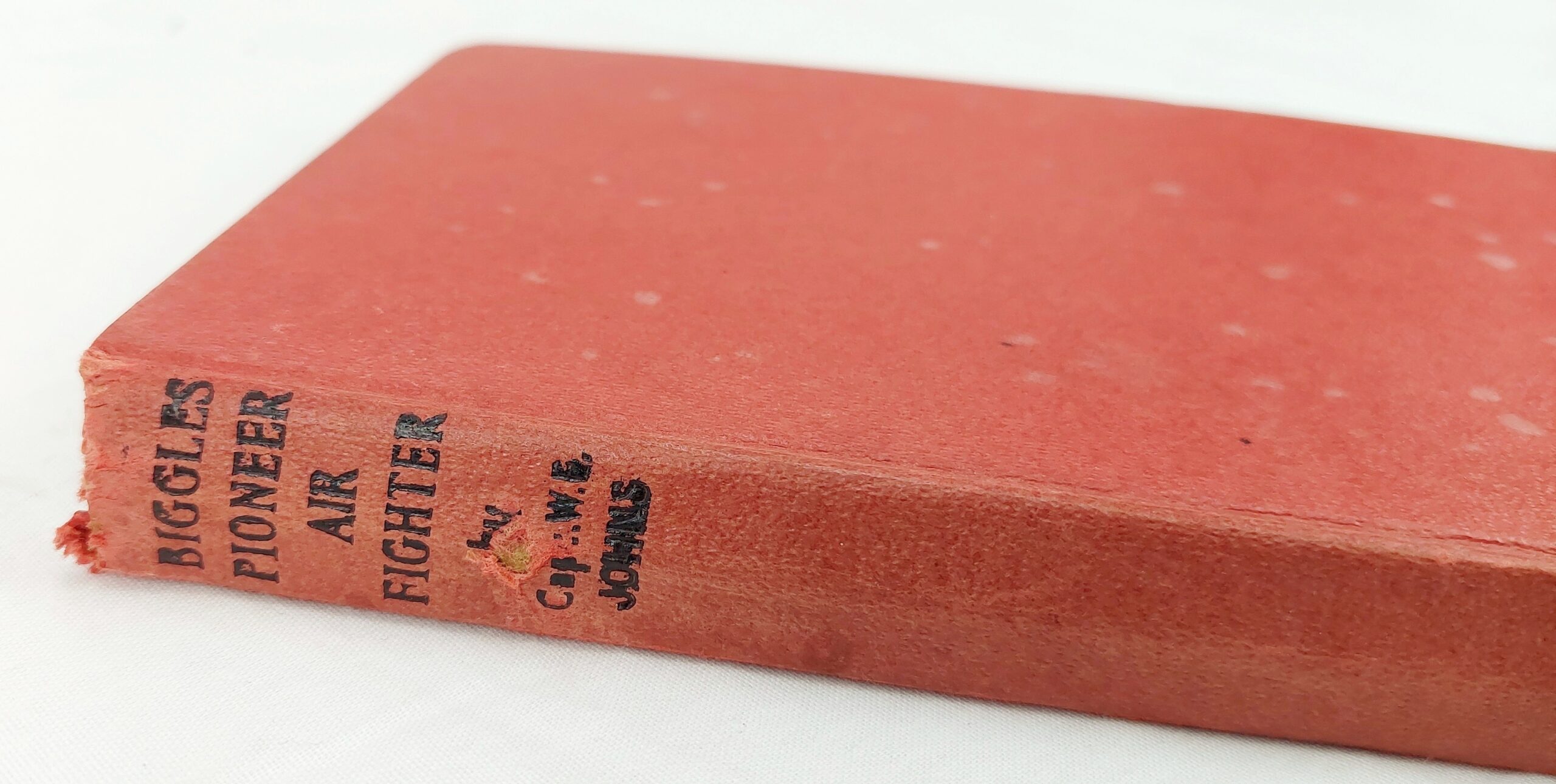 Biggles Pioneer Airfighter Hardback Book - Image 7