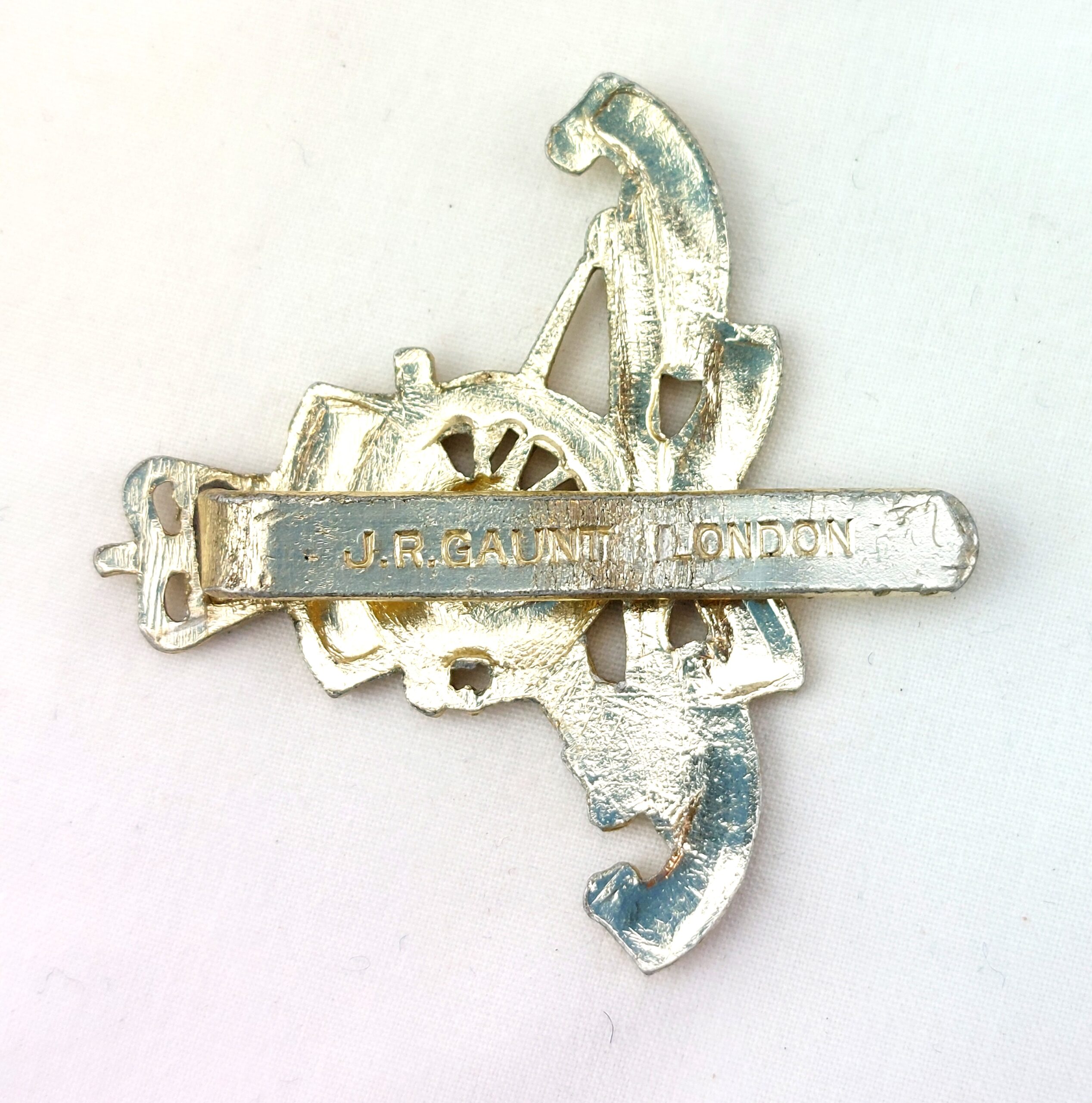 British, Royal Artillery Staybright Cap Badge, Queens Crown, Small, Marked JR Gaunt London - Image 2