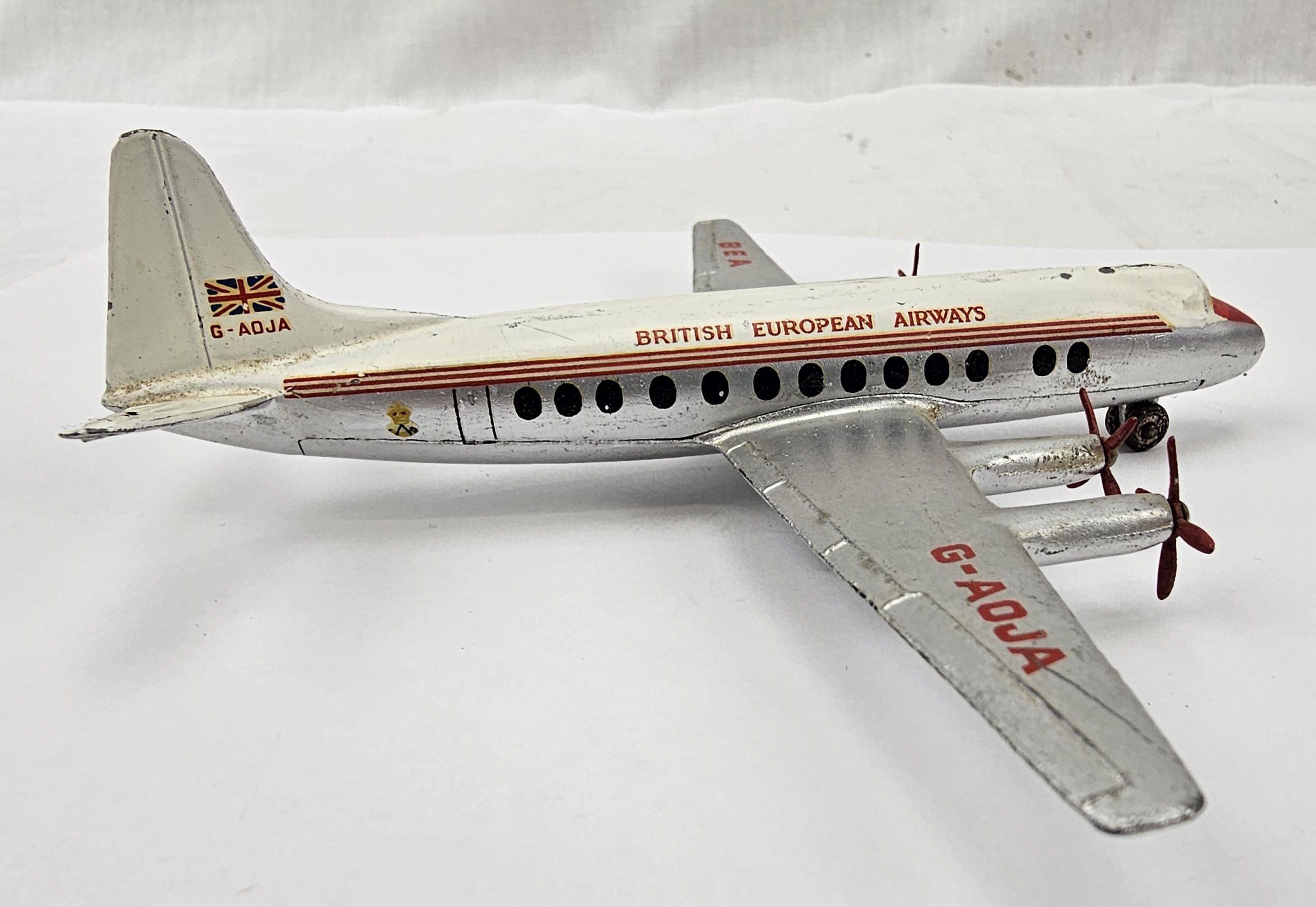 Dinky Toys 708 Vickers Viscount BEA Metal Model - Image 3