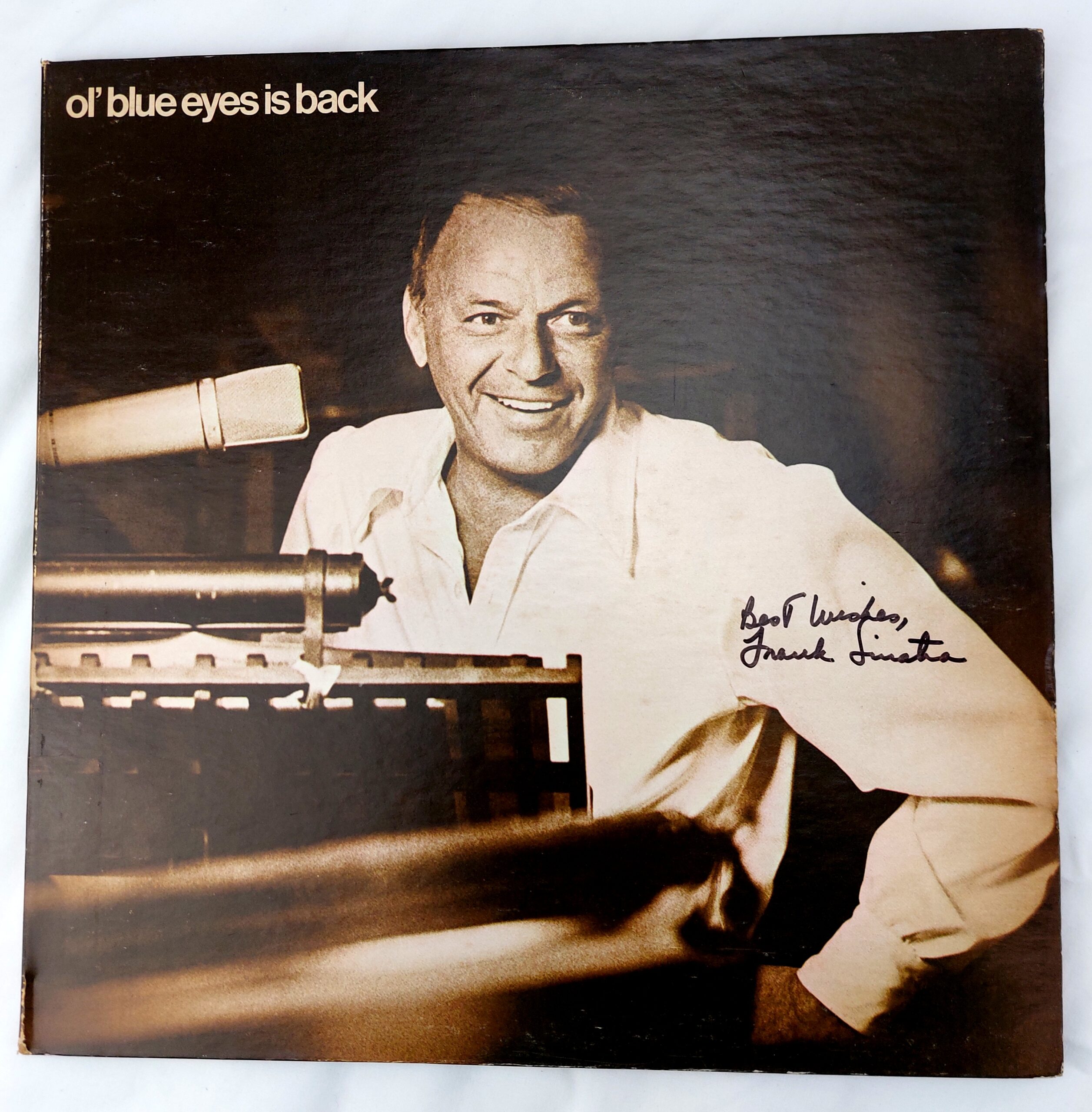 Frank Sinatra, Signed Original Album, ol' Blue Eyes is Back, FS2155, 1973 Reprise records, 1974 Sun Prize - Winning Letter and Newspaper Article included - Image 2