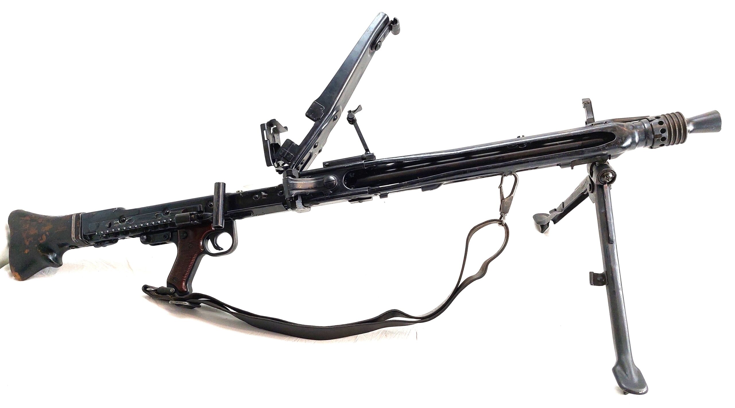 German, WW2, All Original Maschinengewehr MG 42, Dated 1944, Made by Steyr, (PJ SWJ), Comes with Bipod, Sling, Complete Gunners Kit, Drum Magazine & Ammo Tin, Deactivated - Image 3