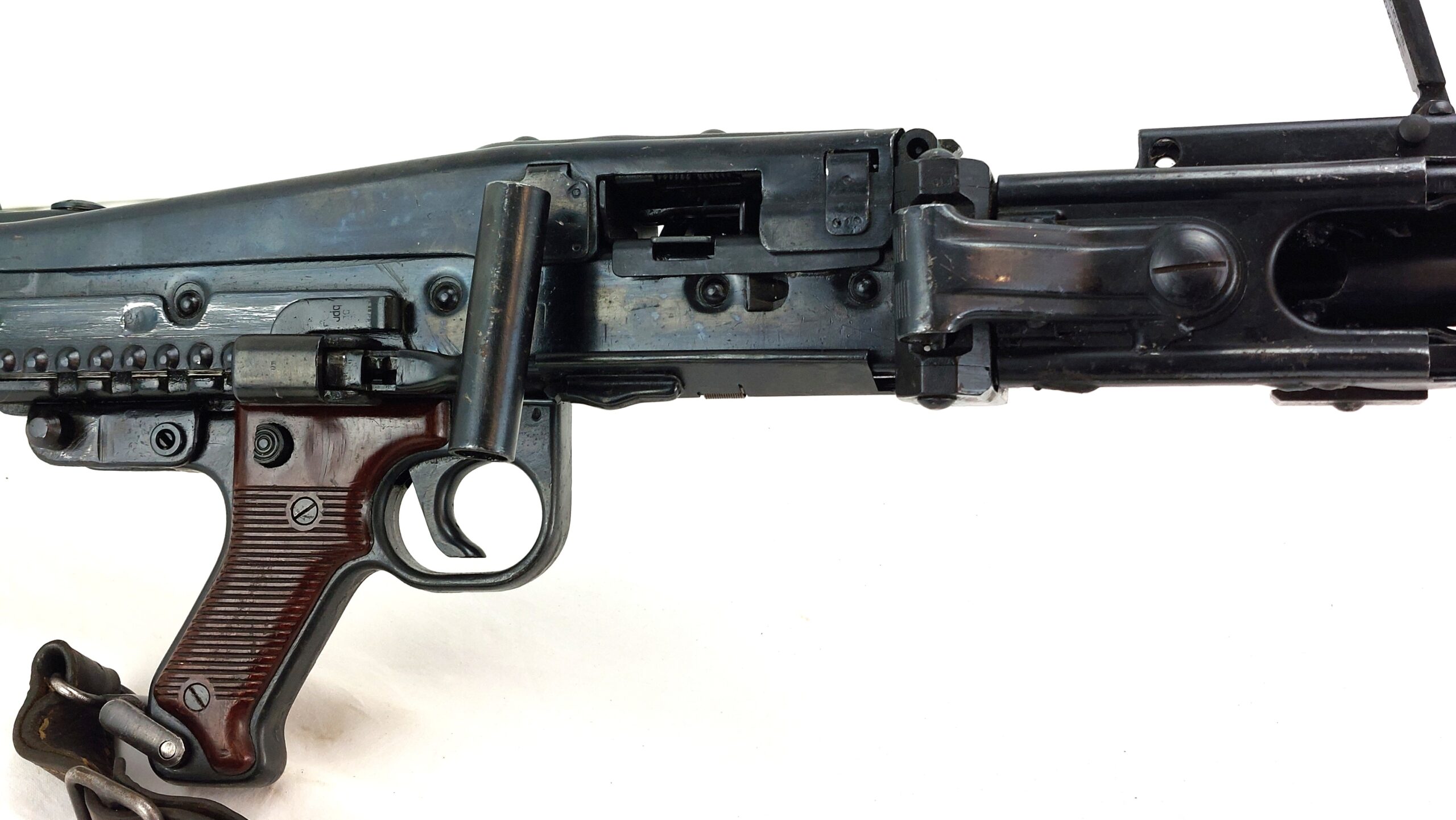German, WW2, All Original Maschinengewehr MG 42, Dated 1944, Made by Steyr, (PJ SWJ), Comes with Bipod, Sling, Complete Gunners Kit, Drum Magazine & Ammo Tin, Deactivated - Image 6