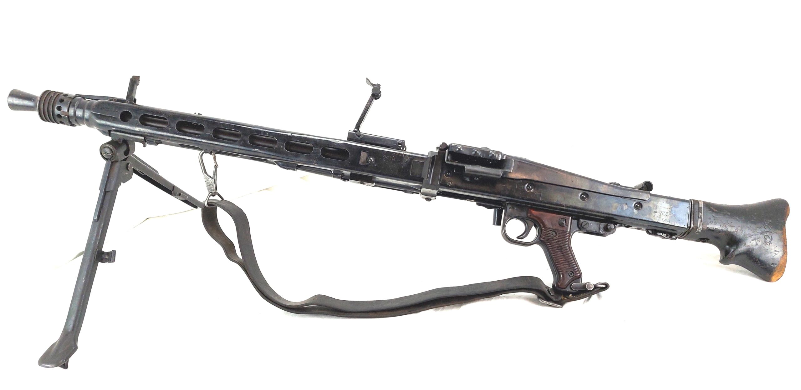 German, WW2, All Original Maschinengewehr MG 42, Dated 1944, Made by Steyr, (PJ SWJ), Comes with Bipod, Sling, Complete Gunners Kit, Drum Magazine & Ammo Tin, Deactivated - Image 10