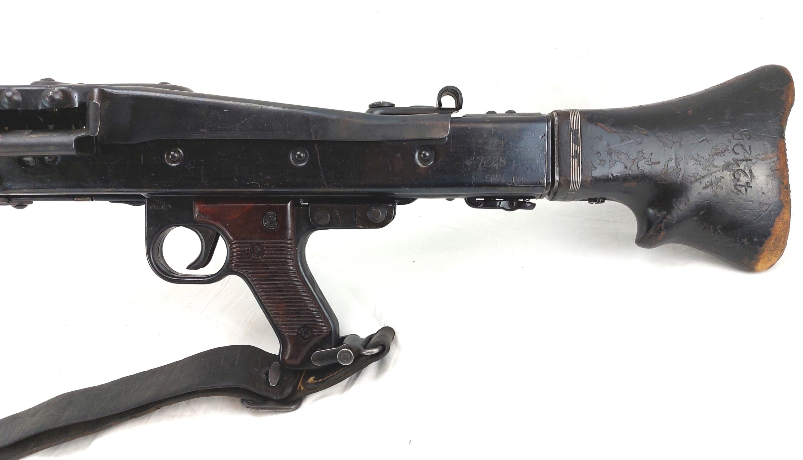 German, WW2, All Original Maschinengewehr MG 42, Dated 1944, Made by Steyr, (PJ SWJ), Comes with Bipod, Sling, Complete Gunners Kit, Drum Magazine & Ammo Tin, Deactivated - Image 11