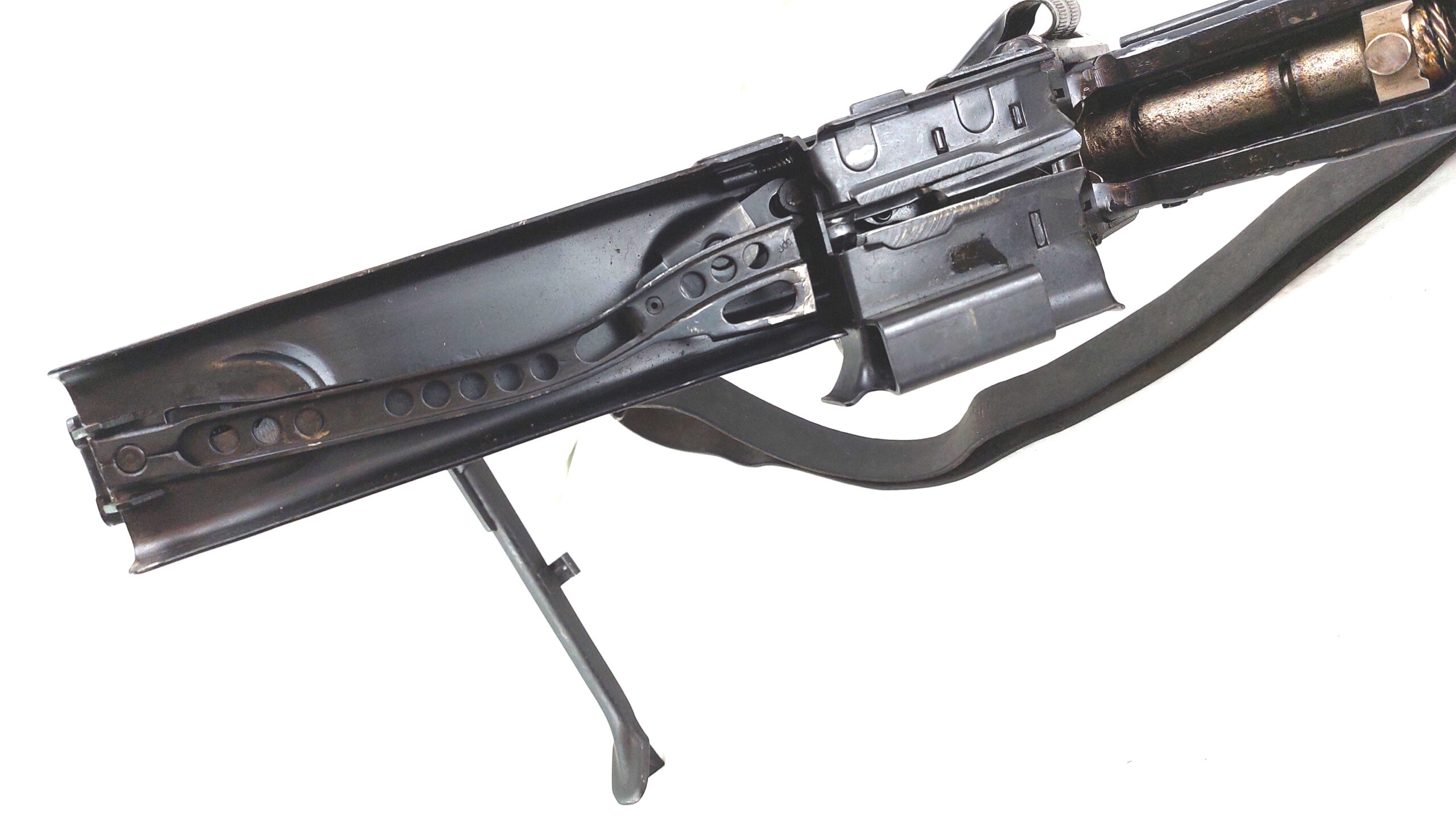 German, WW2, All Original Maschinengewehr MG 42, Dated 1944, Made by Steyr, (PJ SWJ), Comes with Bipod, Sling, Complete Gunners Kit, Drum Magazine & Ammo Tin, Deactivated - Image 38