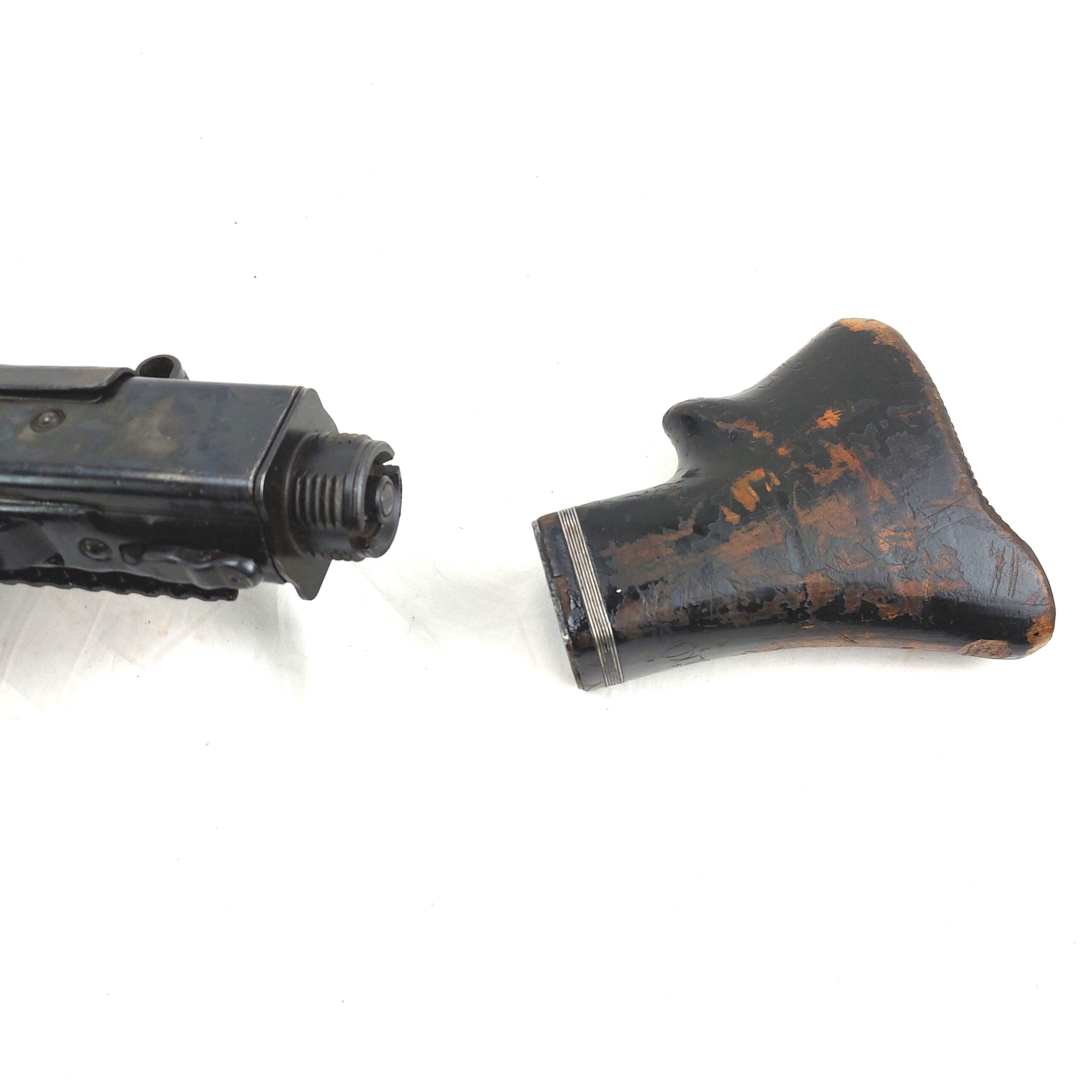 German, WW2, All Original Maschinengewehr MG 42, Dated 1944, Made by Steyr, (PJ SWJ), Comes with Bipod, Sling, Complete Gunners Kit, Drum Magazine & Ammo Tin, Deactivated - Image 19