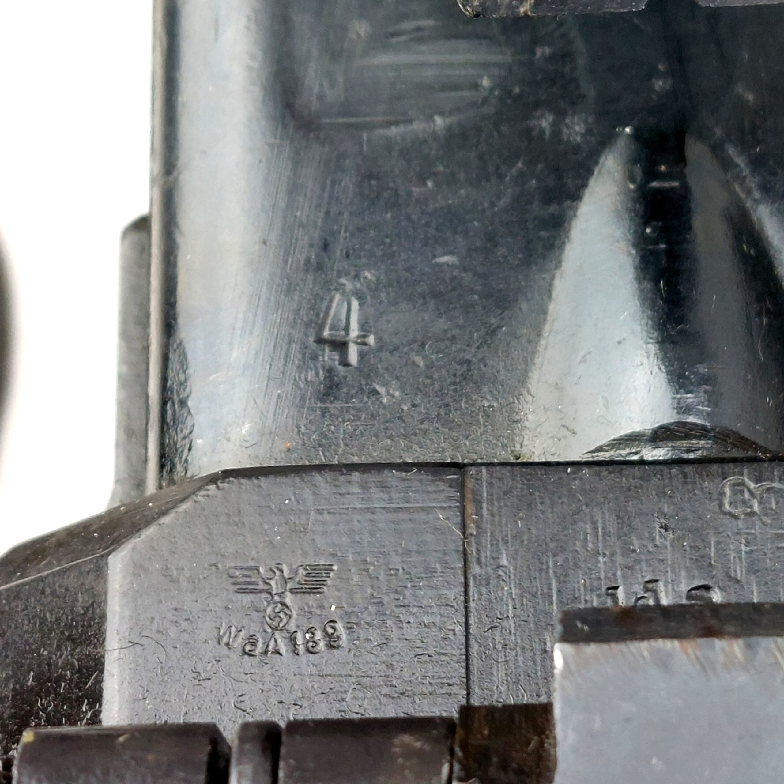 German, WW2, All Original Maschinengewehr MG 42, Dated 1944, Made by Steyr, (PJ SWJ), Comes with Bipod, Sling, Complete Gunners Kit, Drum Magazine & Ammo Tin, Deactivated - Image 24