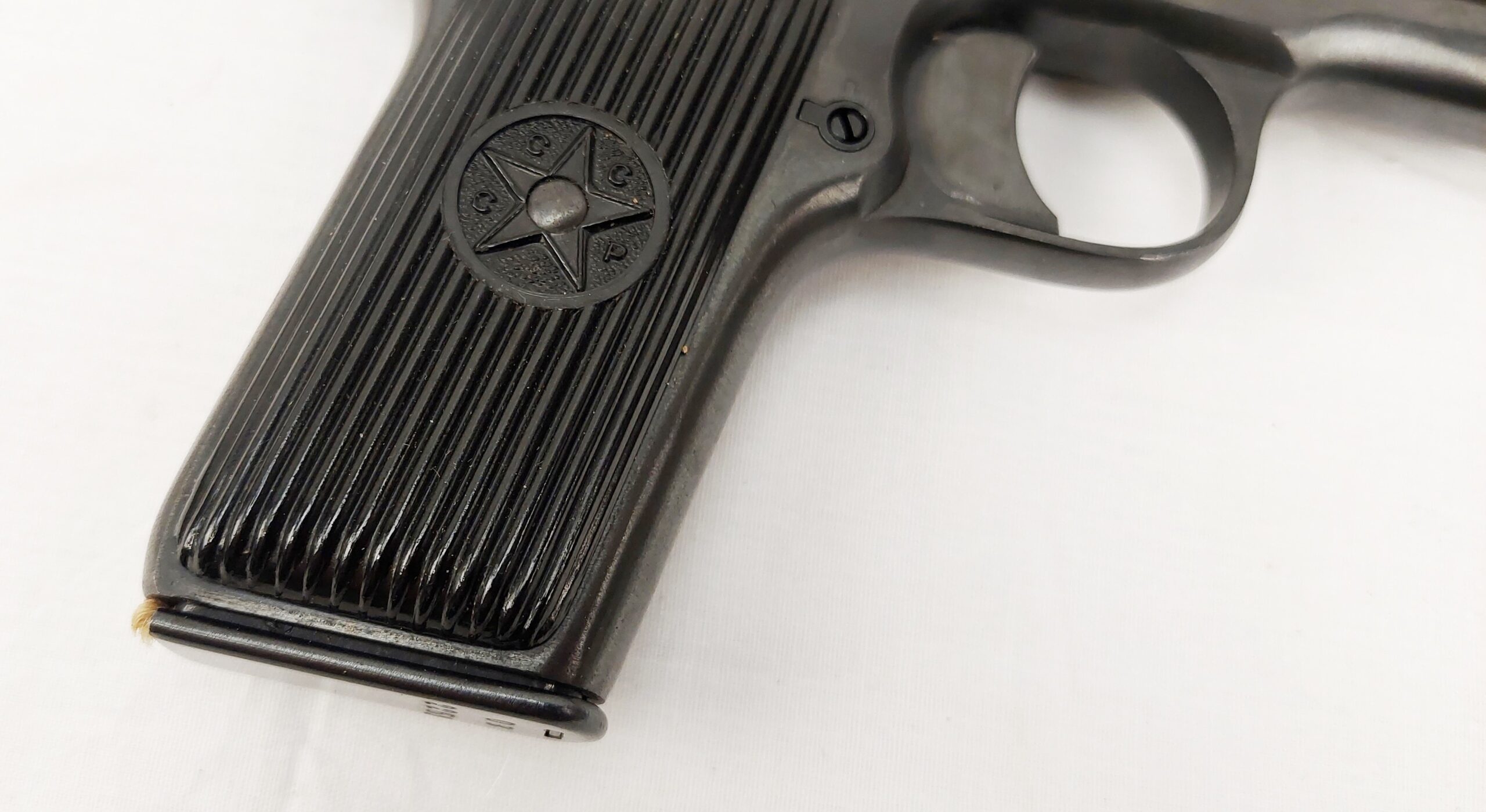 New Spec Deactivated 1952 Dated Tokarev TT-33 Semi Auctomatic Pistol With Holster - Image 3