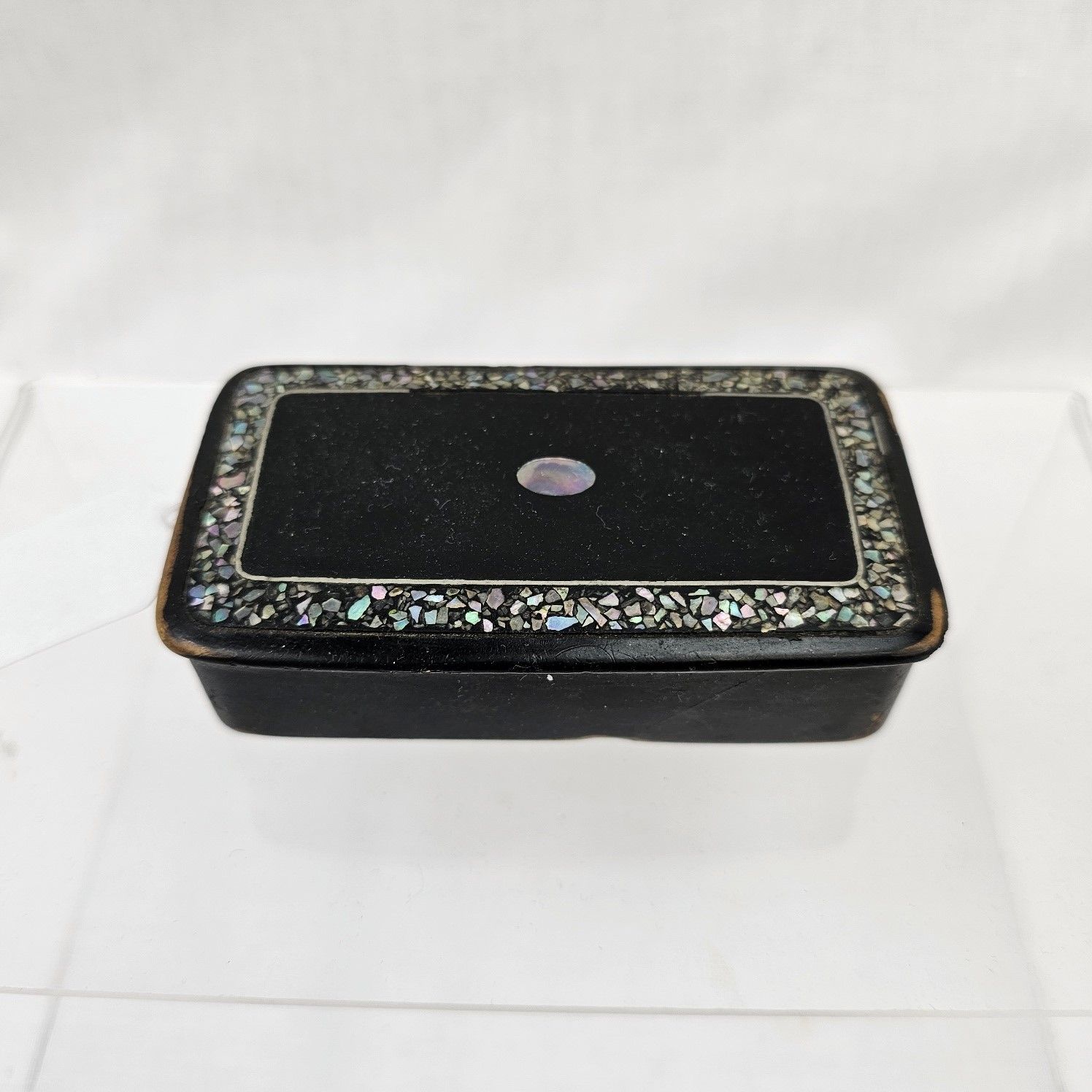Victorian Papier Mache Snuff Box With Mother Of Pearl