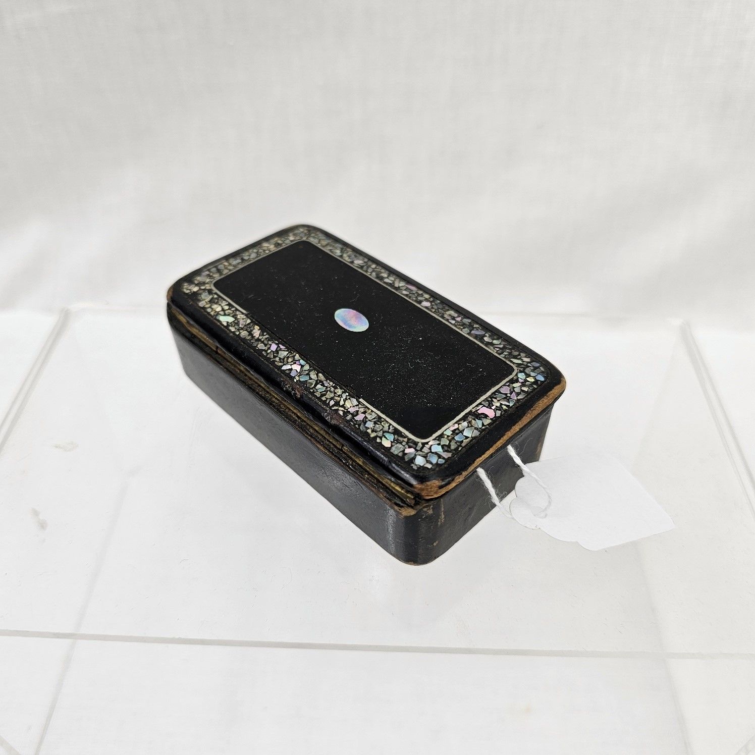Victorian Papier Mache Snuff Box With Mother Of Pearl - Image 5