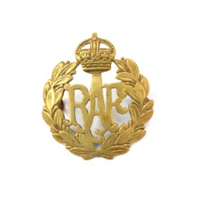 WW2, British, Royal Air Force (RAF) Cap Badge, Kings Crown, 2 Lugs