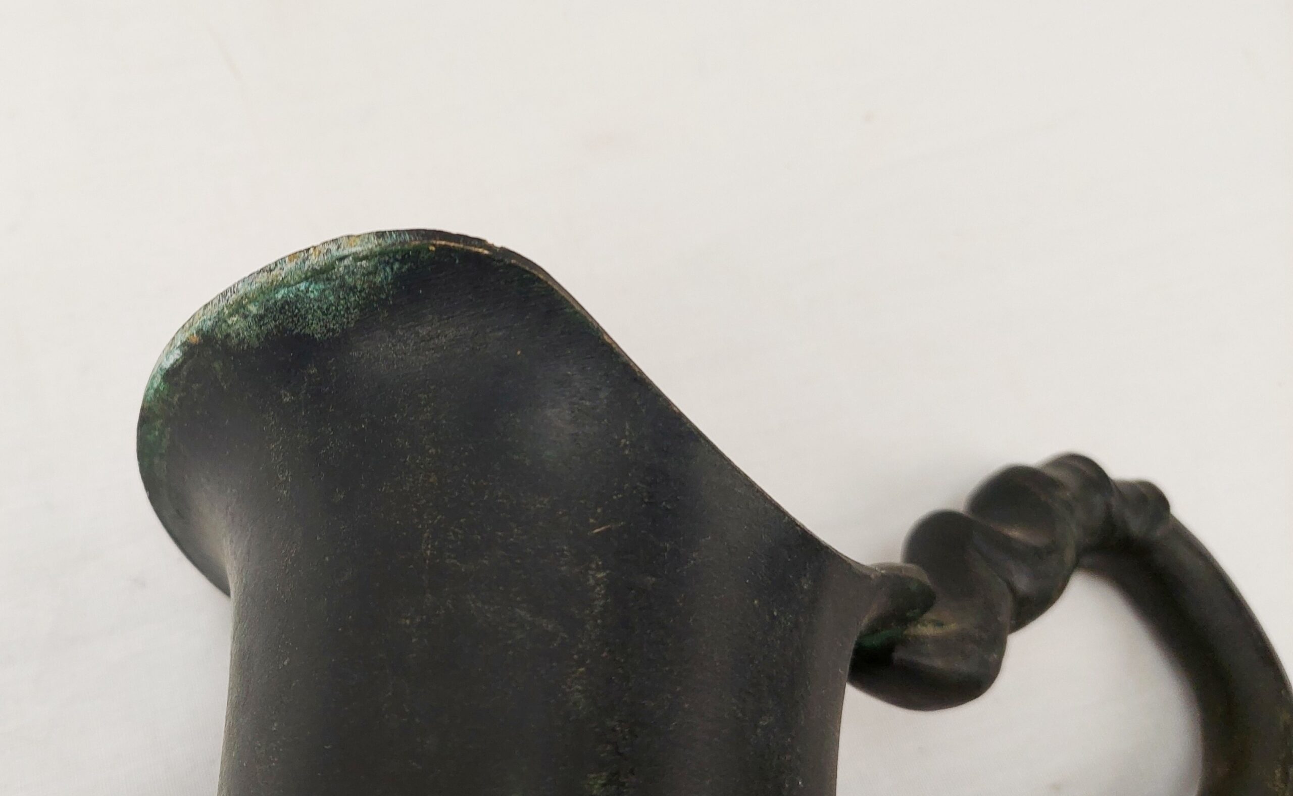 16th Century Bronze Jug - Image 4