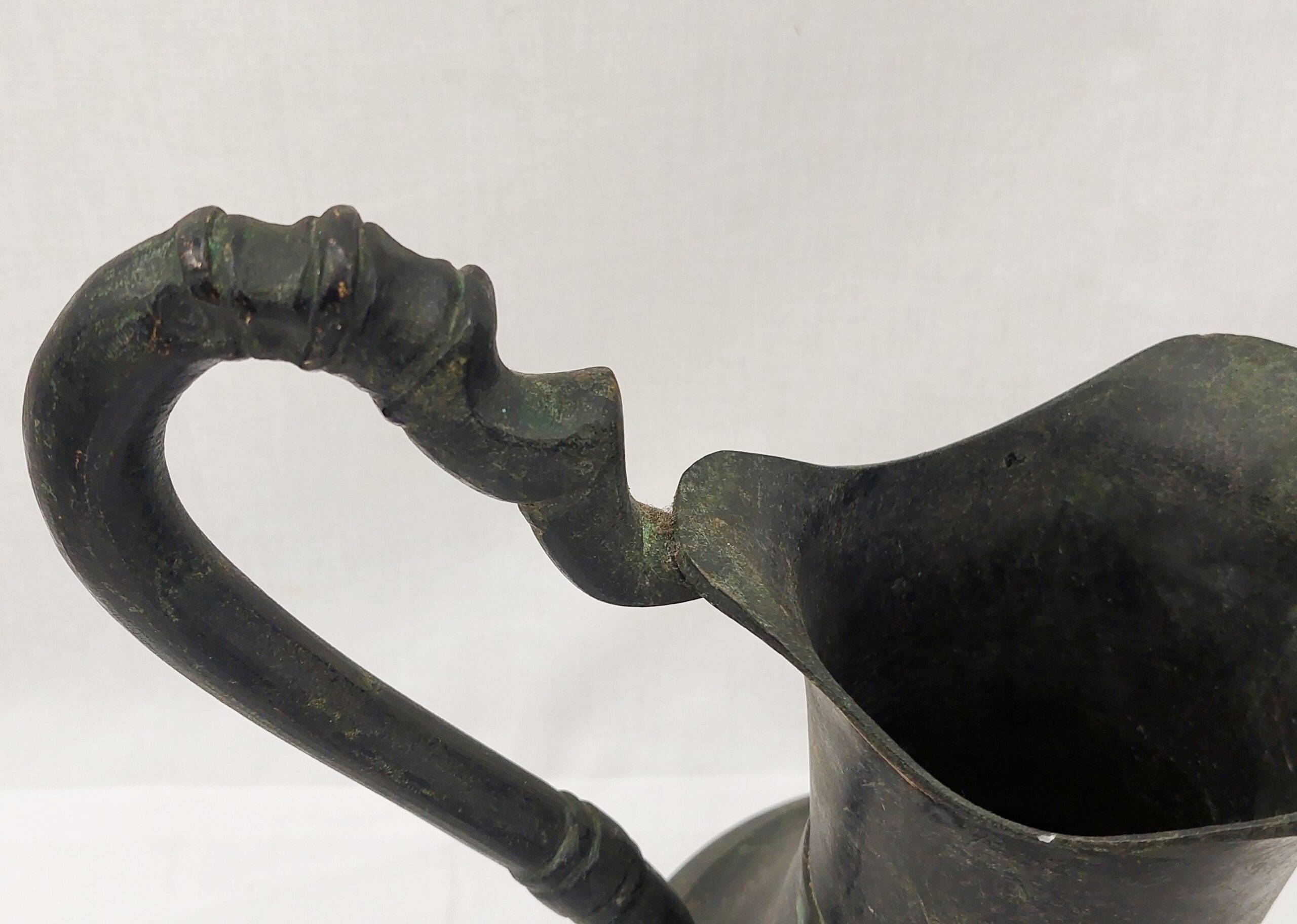 16th Century Bronze Jug - Image 11