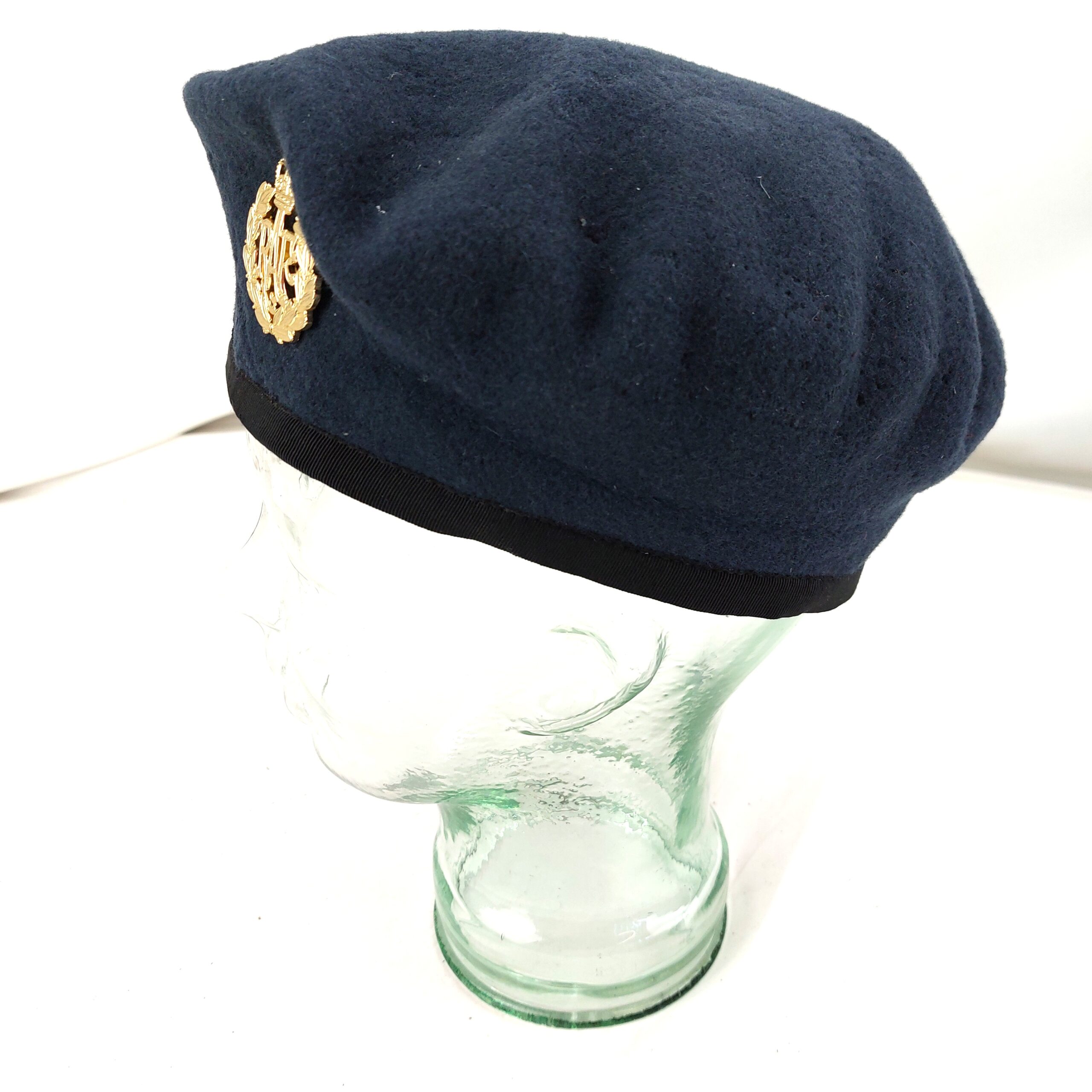 British Airforce, RAF Royal Airforce Blue Beret & White Metal Cap Badge, Beret Size 57 Made by Compton Webb, Nato Stock No: 8405-99-127-8131 - Image 2