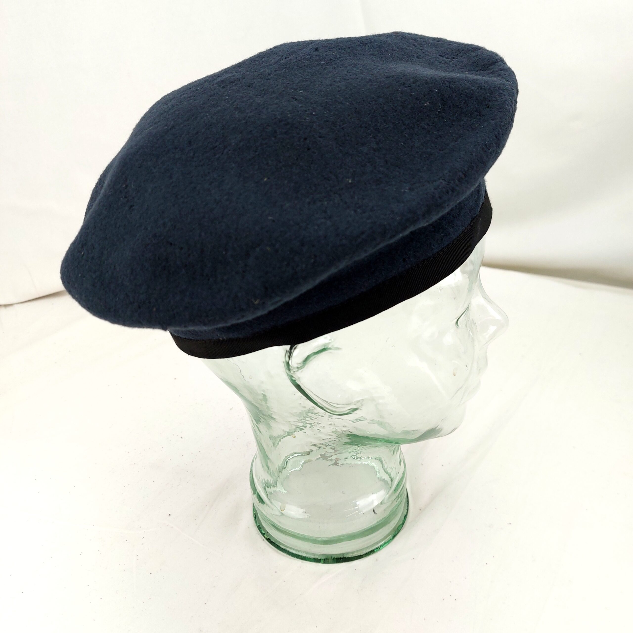 British Airforce, RAF Royal Airforce Blue Beret & White Metal Cap Badge, Beret Size 57 Made by Compton Webb, Nato Stock No: 8405-99-127-8131 - Image 4