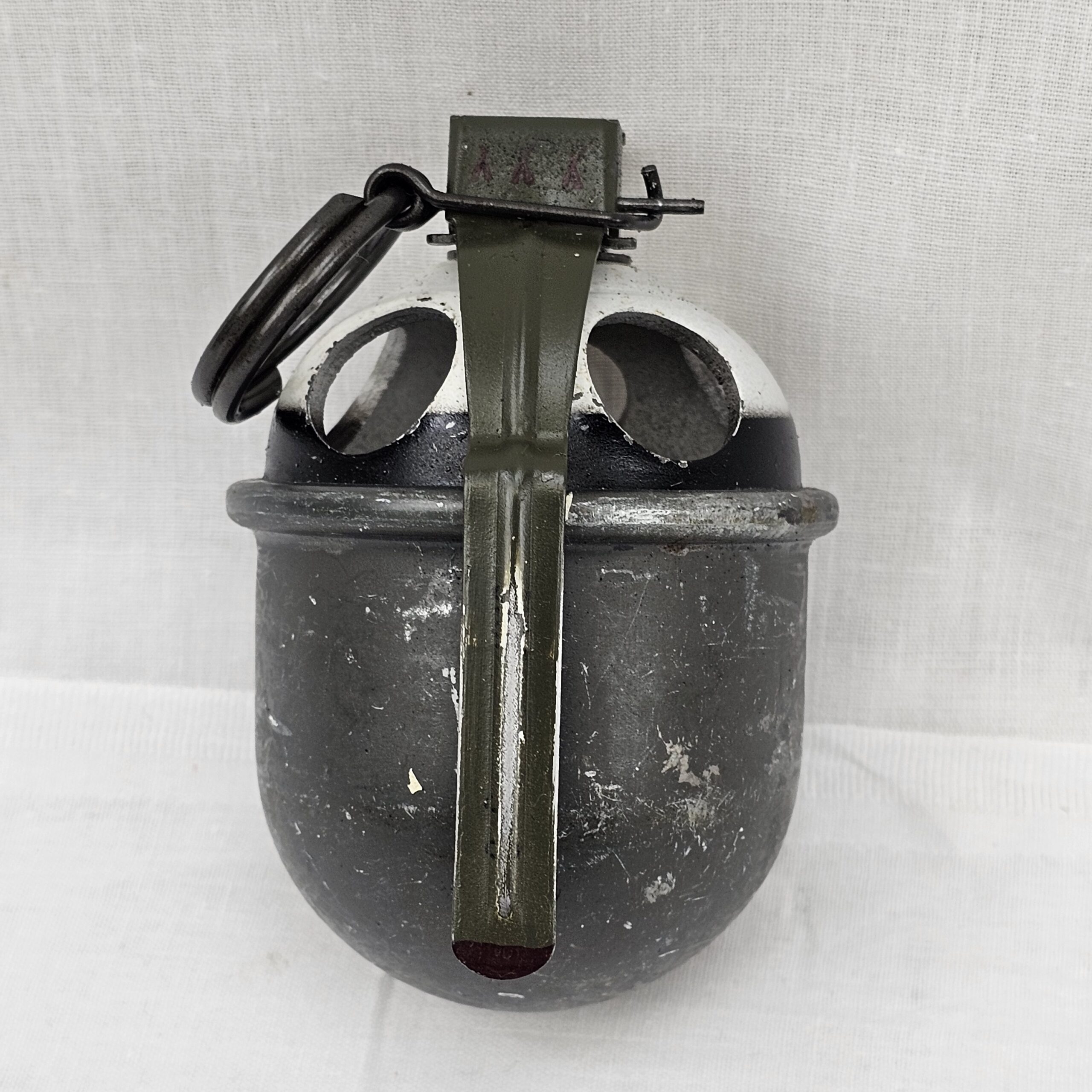 Dutch Practice Grenade Pineapple Fragmentation Grenade - Image 2