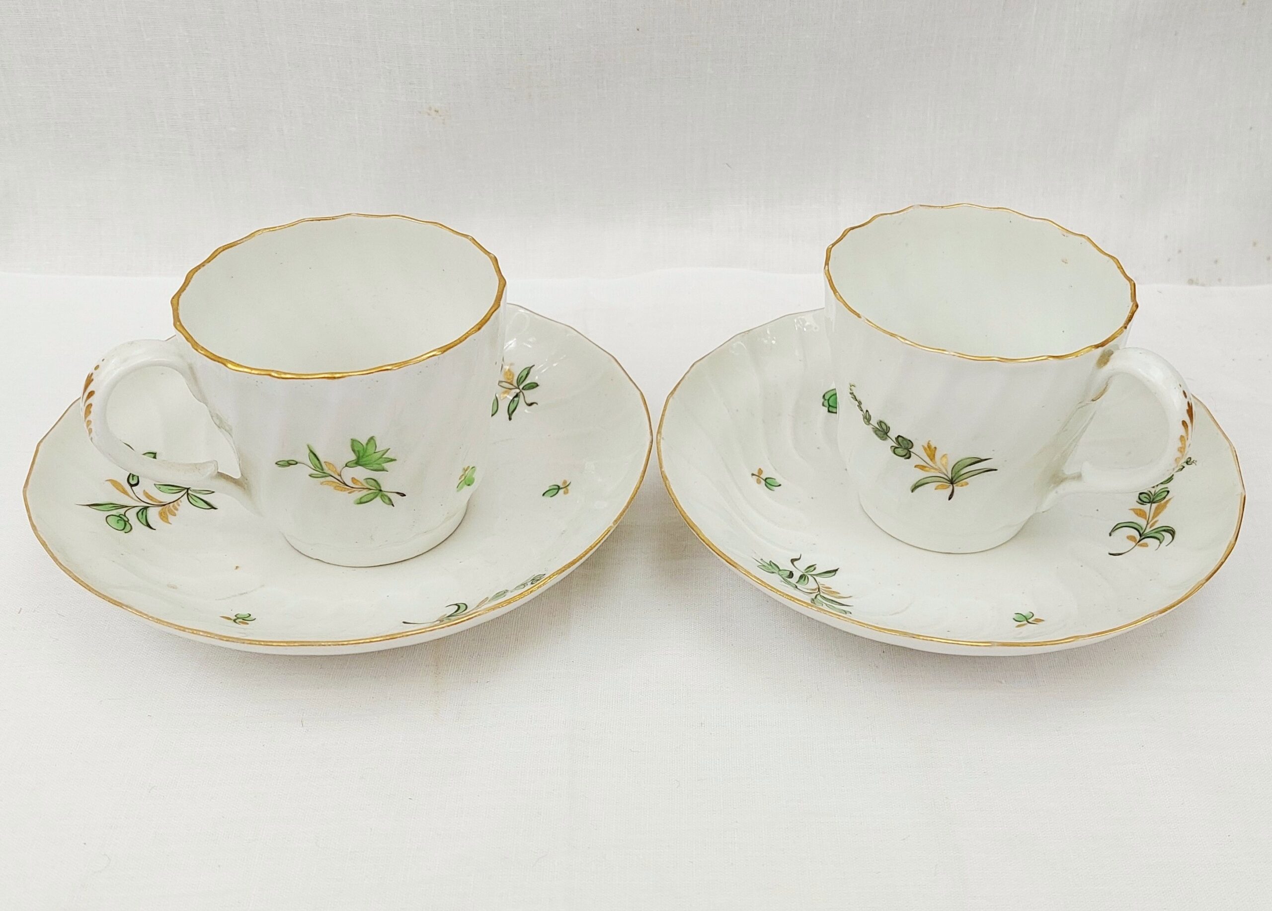 Pair of Worcester Spiral Fluted Cups & Saucers c1785