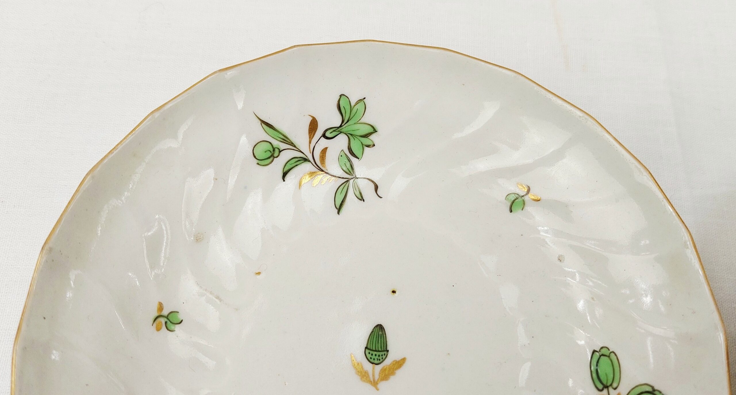 Pair of Worcester Spiral Fluted Cups & Saucers c1785 - Image 7