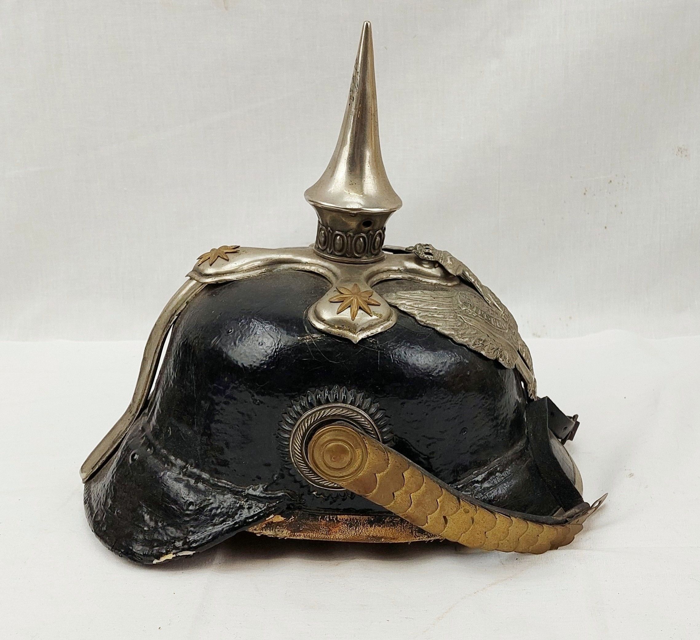 Prussian Model 1867 Officers Pickelhaube - Image 3