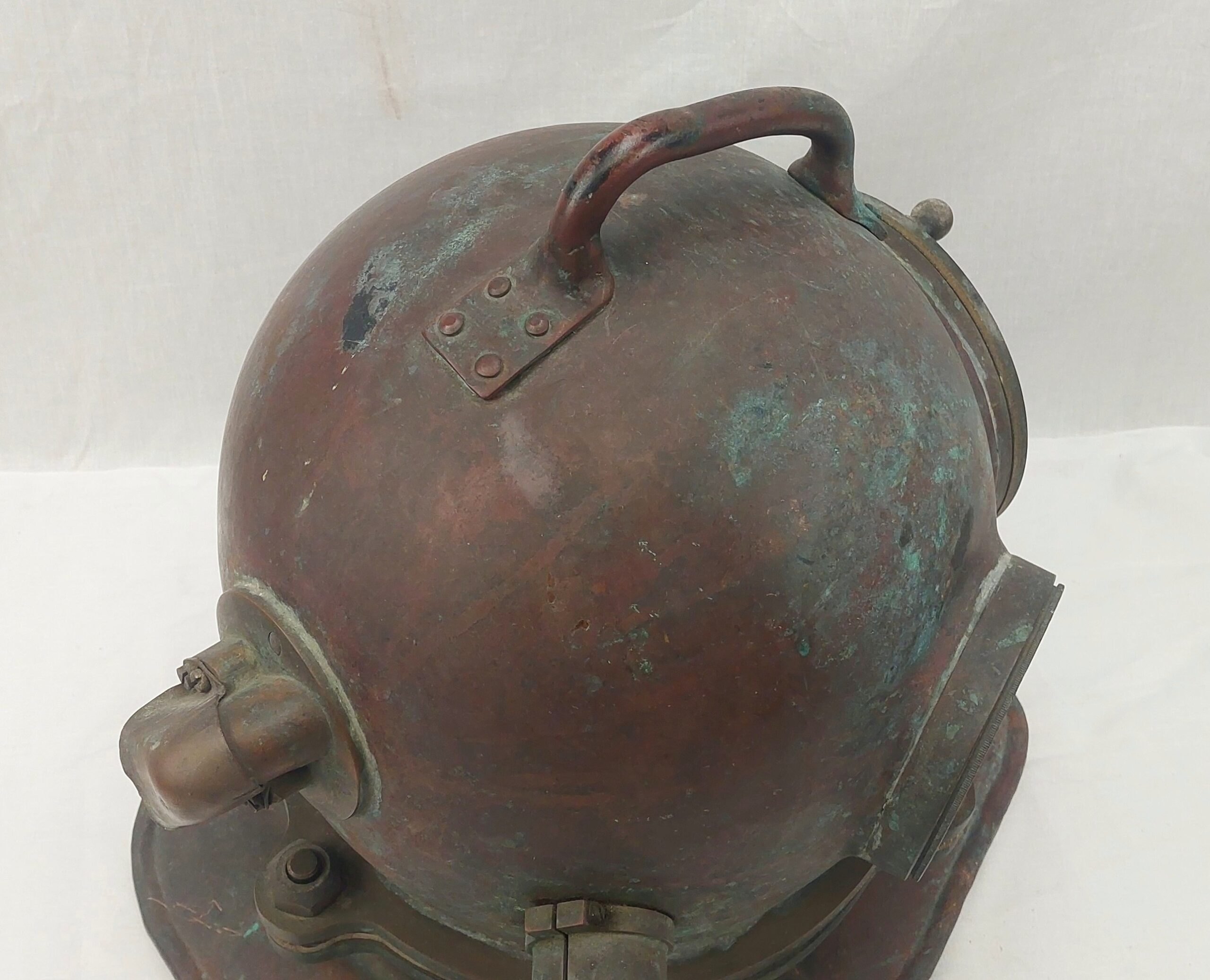Russian 1974 Copper 3 Bolt Diving Helmet - Image 5