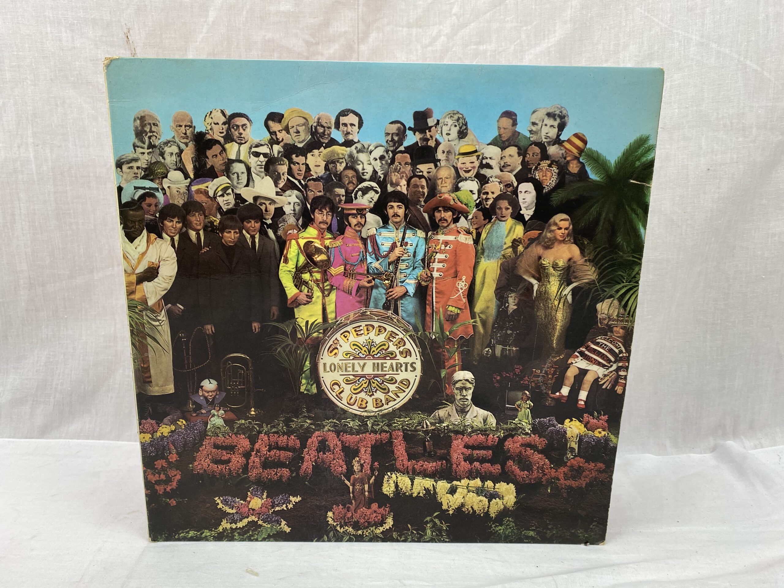 The Beatles Sgt. Peppers Lonely Hearts Club Band UK 1st Press Vinyl LP VG+/Ex+ - Image 4