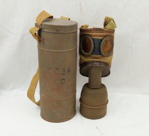 WW2 1935 French CP 38 Gas Mask And Case