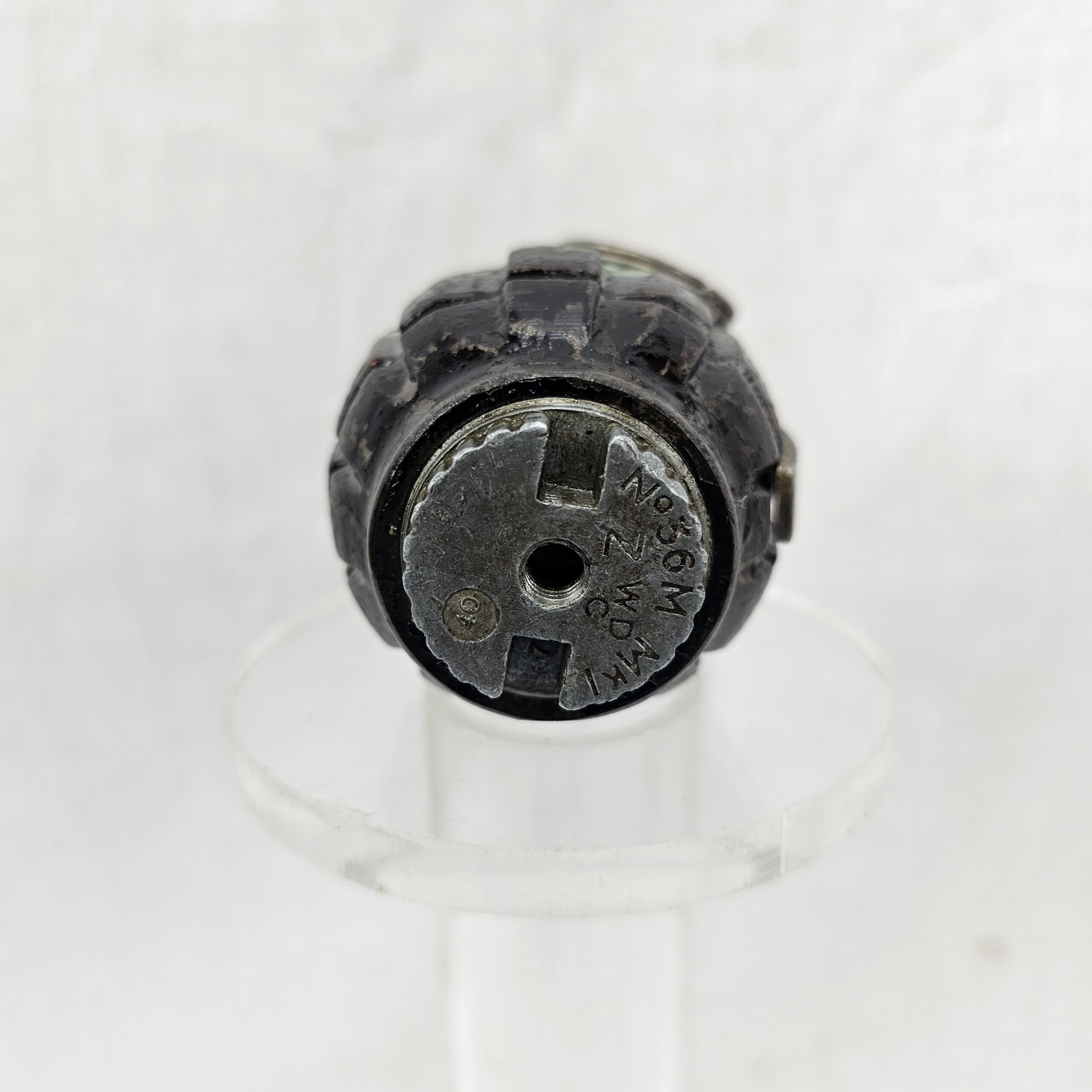 WW2 1940 Inert British Mills Bomb No. 36 MK1 by Qualcast - Image 6