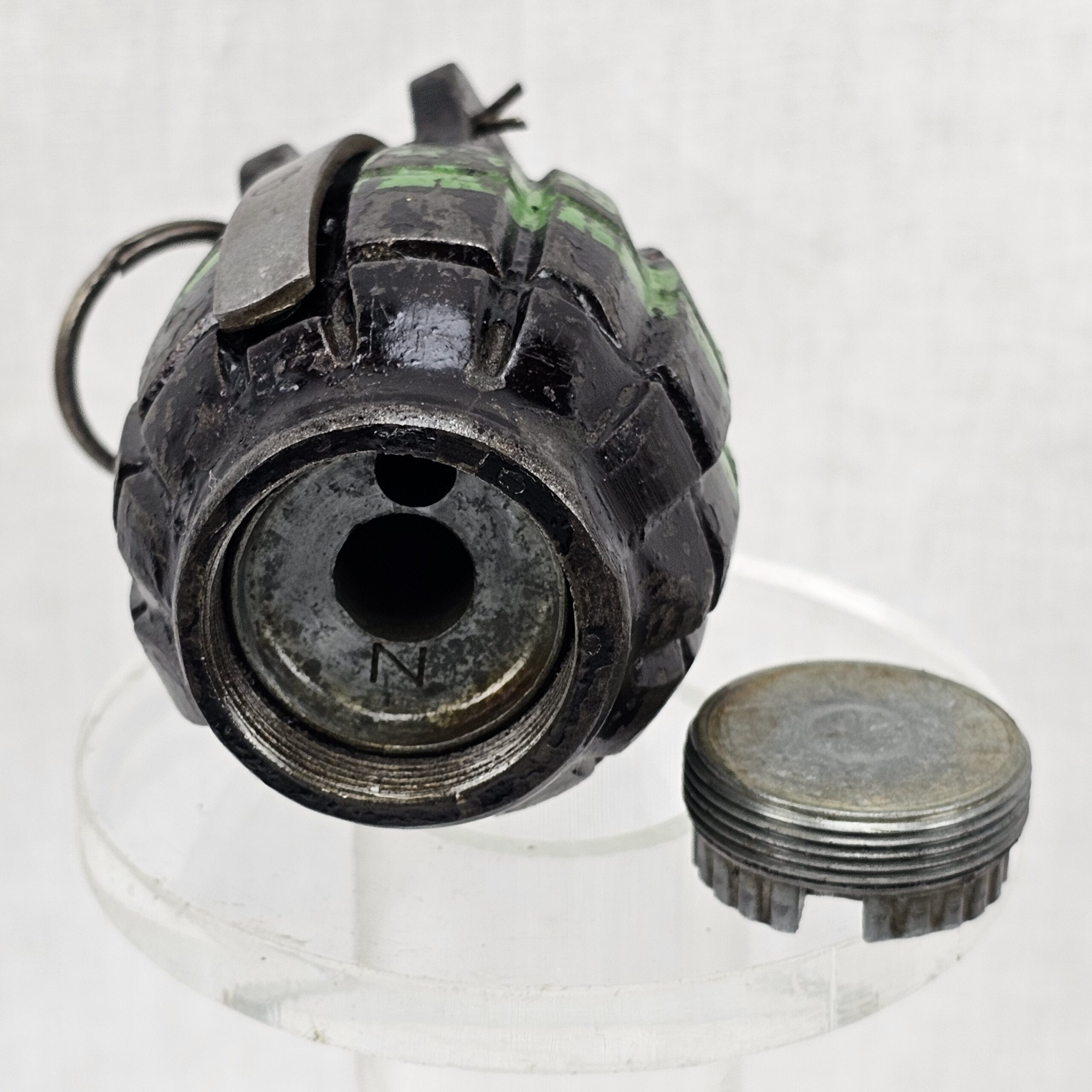 WW2 1940 Inert British Mills Bomb No. 36 MK1 by Qualcast - Image 8