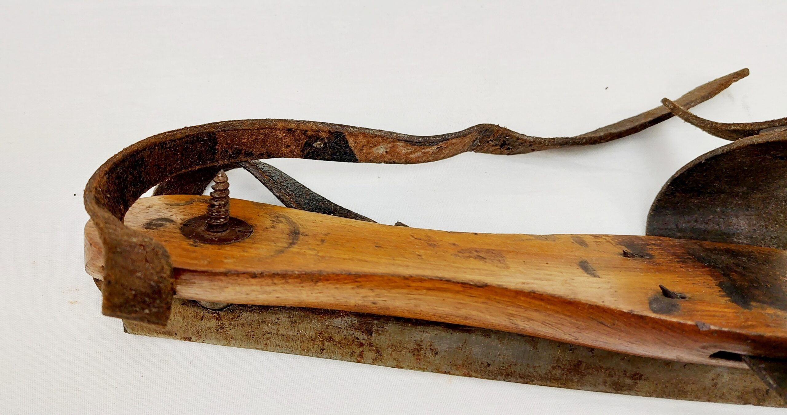 WW2 Commando Pair Of Ice Skates - Image 5