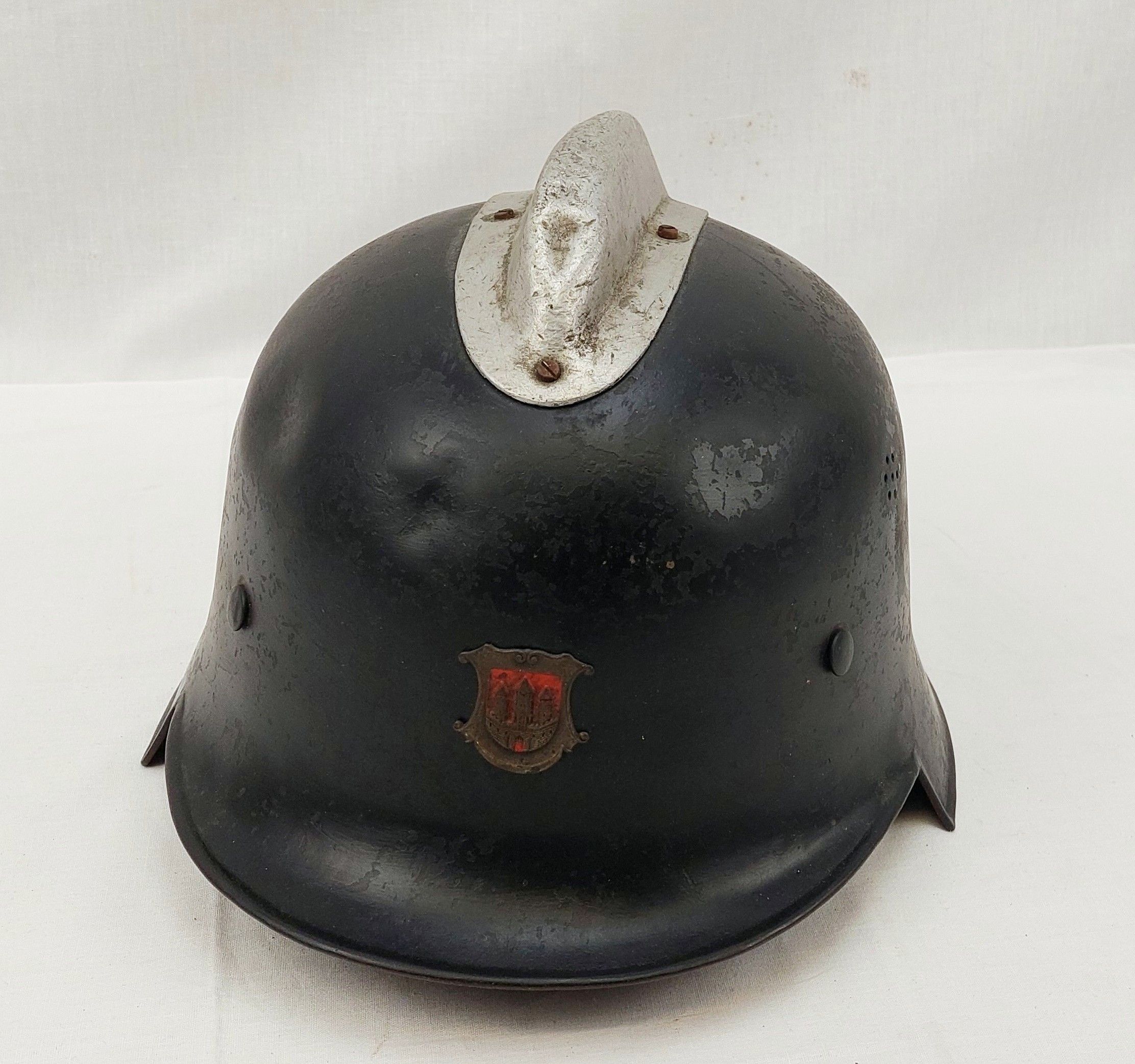 WW2 German 3rd Pattern Firemans Helmet From Hamburg - Image 3
