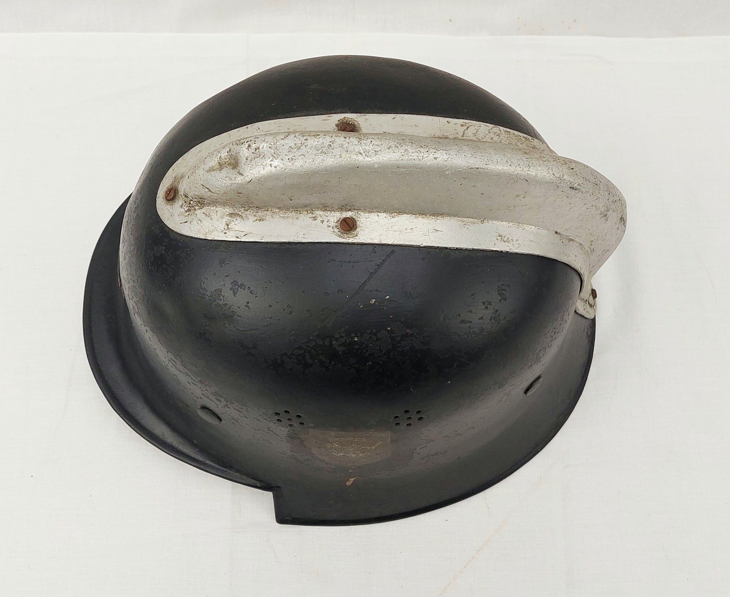 WW2 German 3rd Pattern Firemans Helmet From Hamburg - Image 4