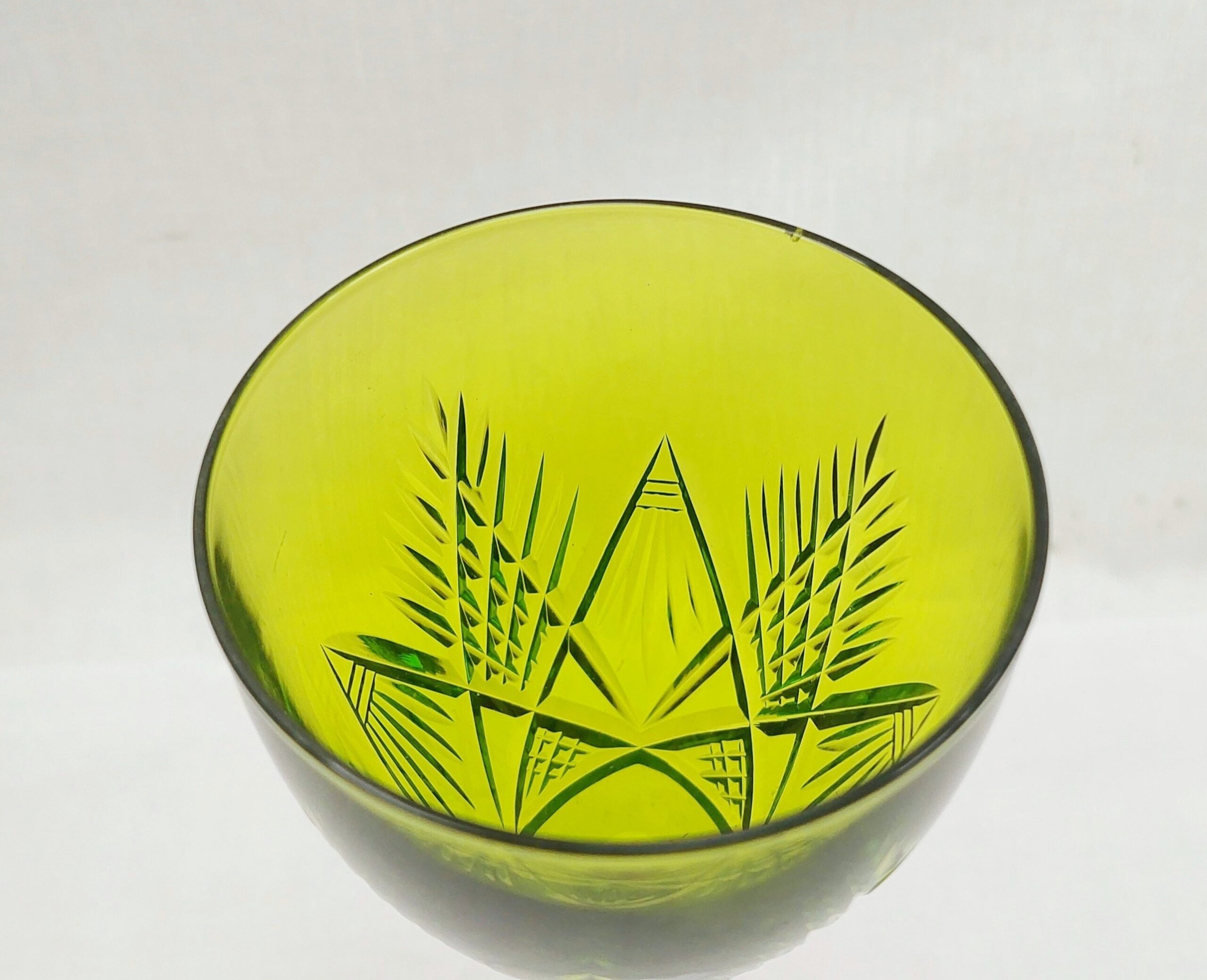 1920's Val St Lambert Green Wine Cut Glass - Image 5