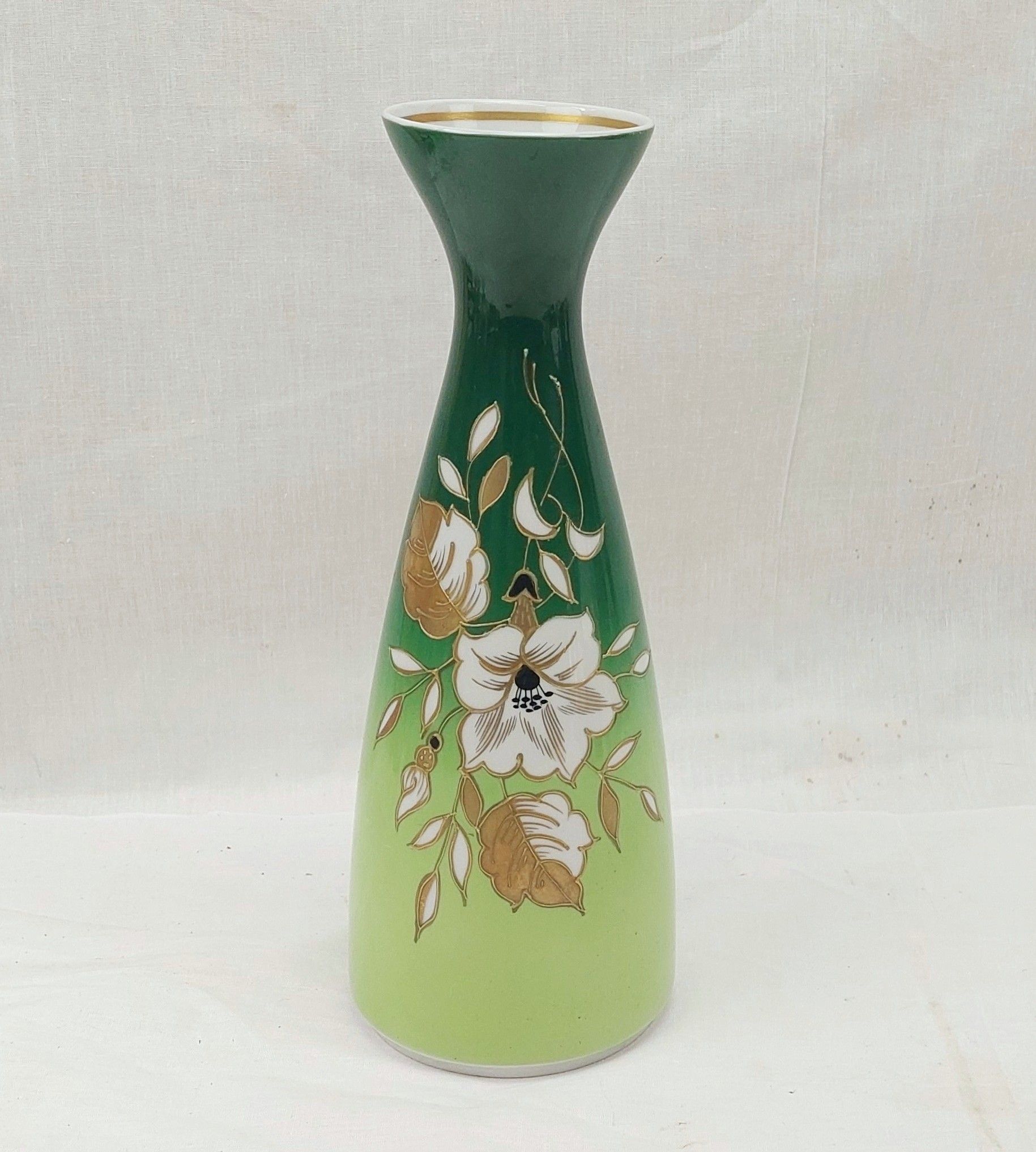 1960's German Wallendorf Ceramuc Vase With Gilt Flowers