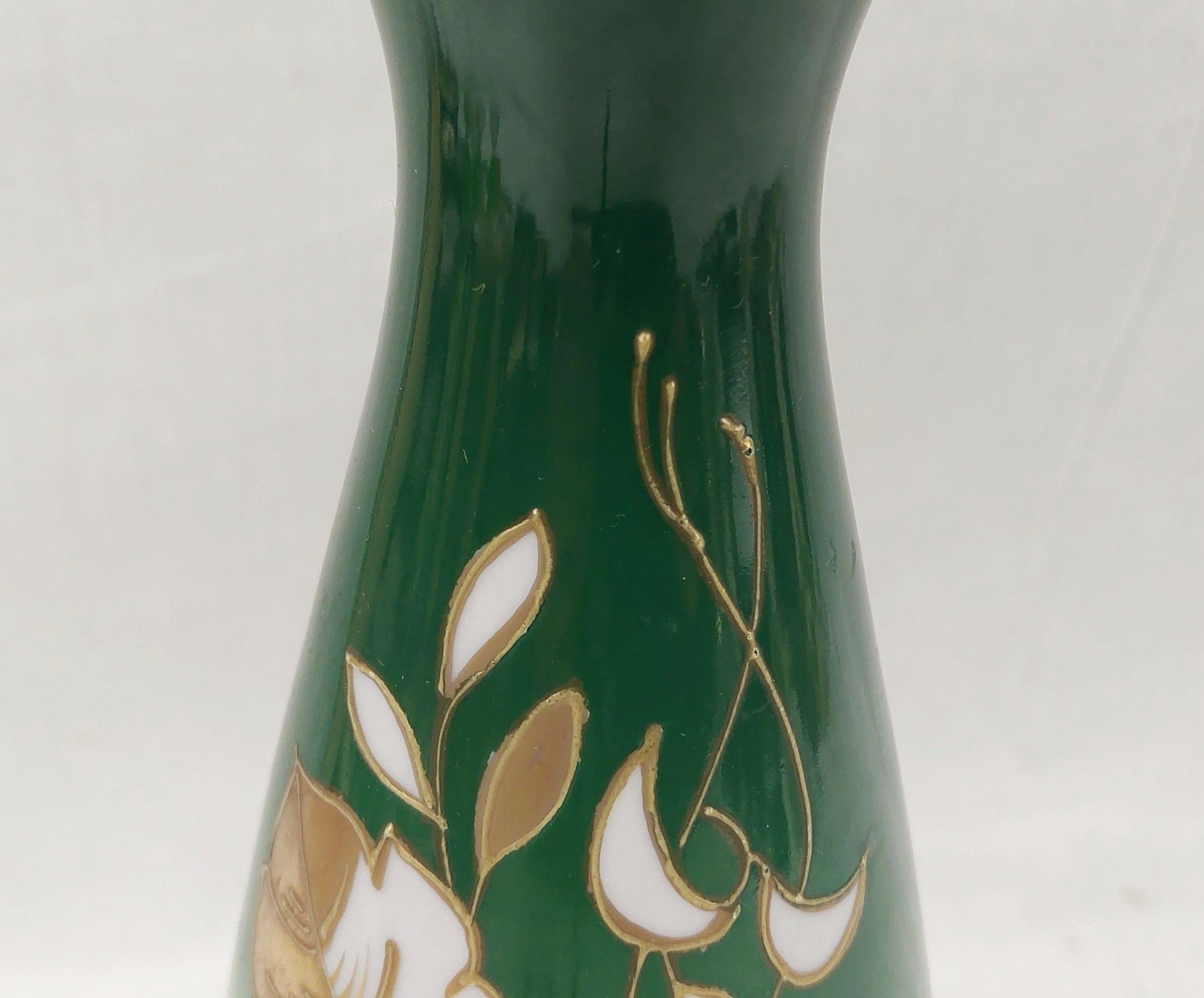 1960's German Wallendorf Ceramuc Vase With Gilt Flowers - Image 3