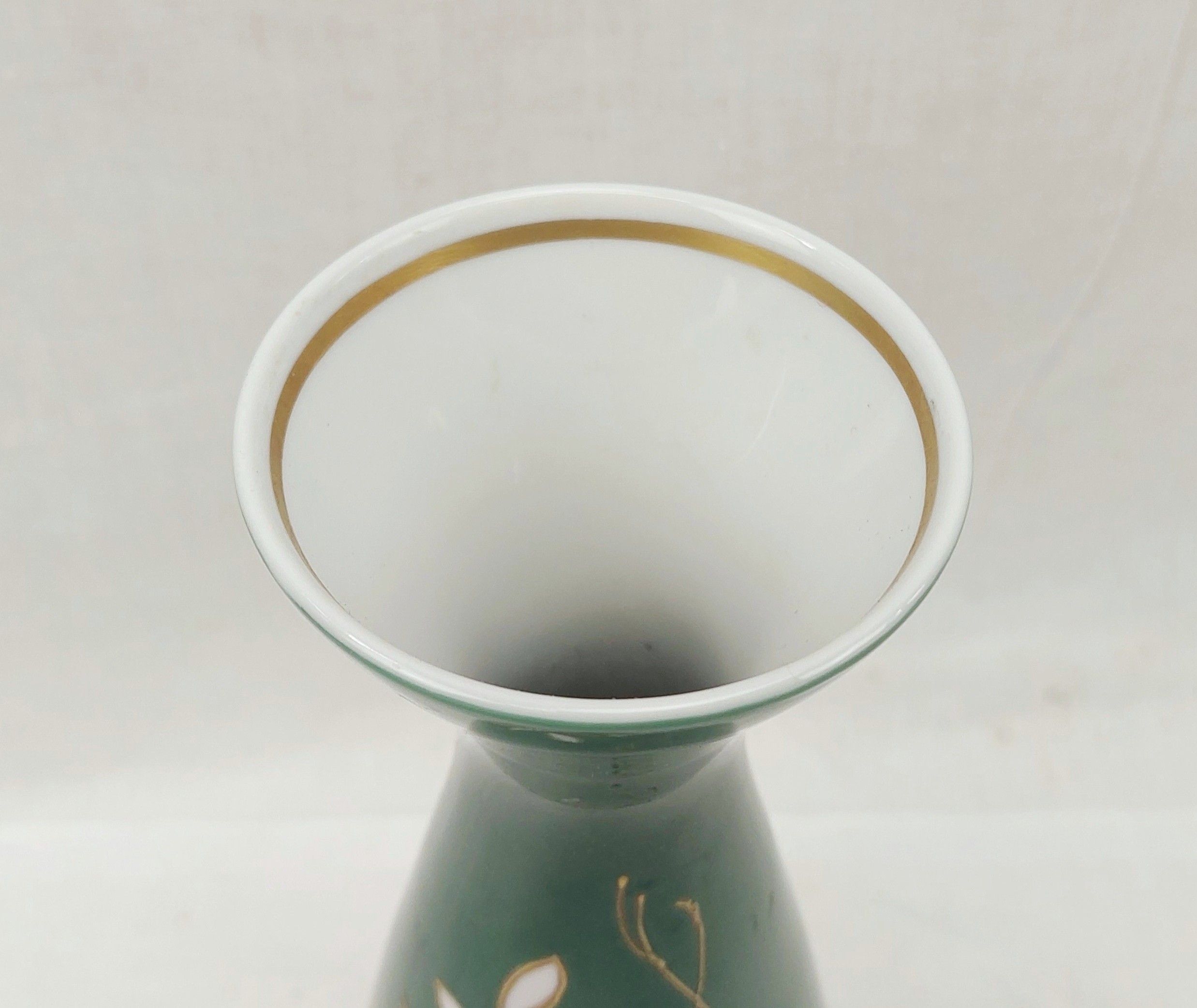 1960's German Wallendorf Ceramuc Vase With Gilt Flowers - Image 5