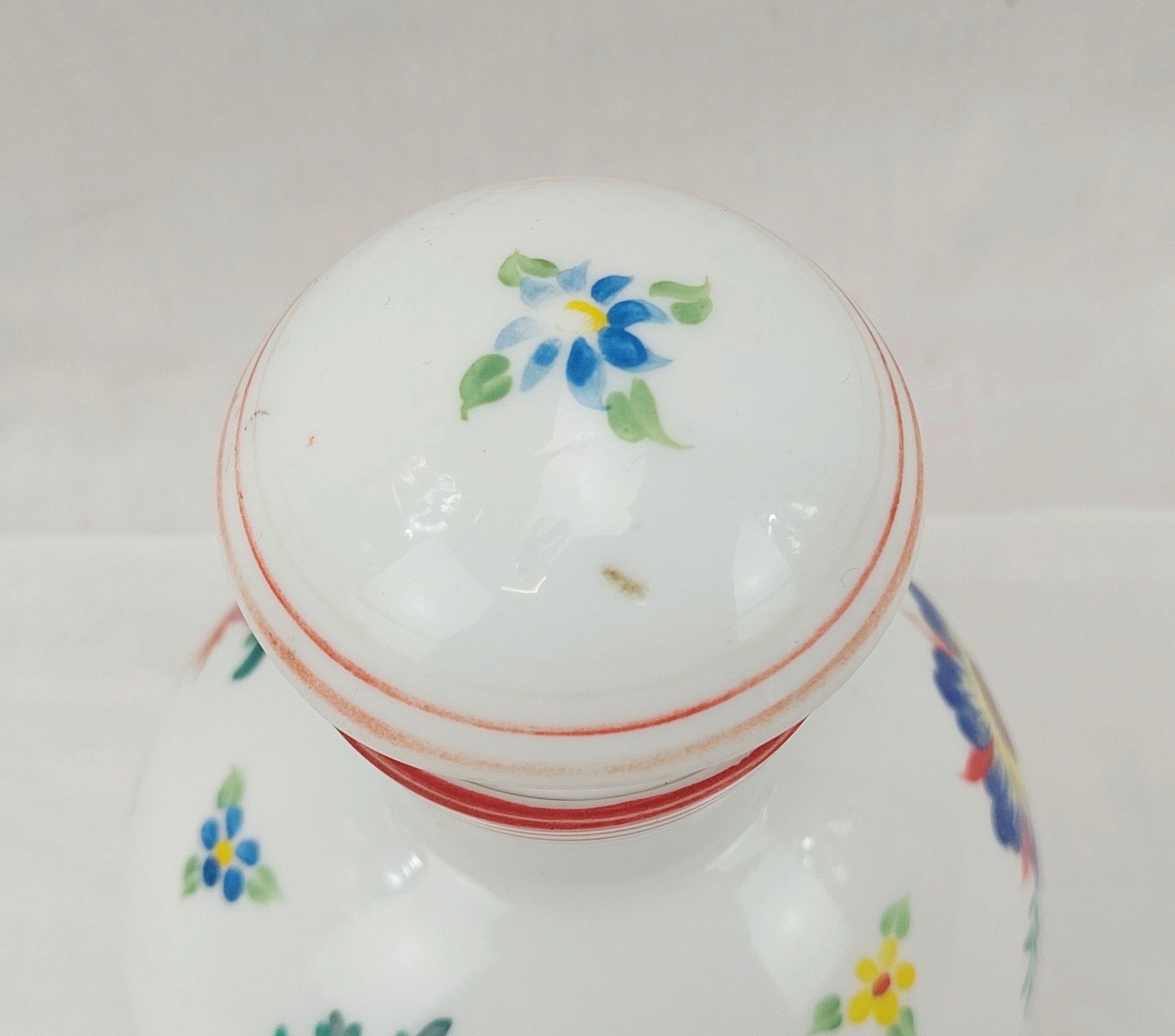 19th Century Large French Milk Glass Shop Scent Bottle - Image 5