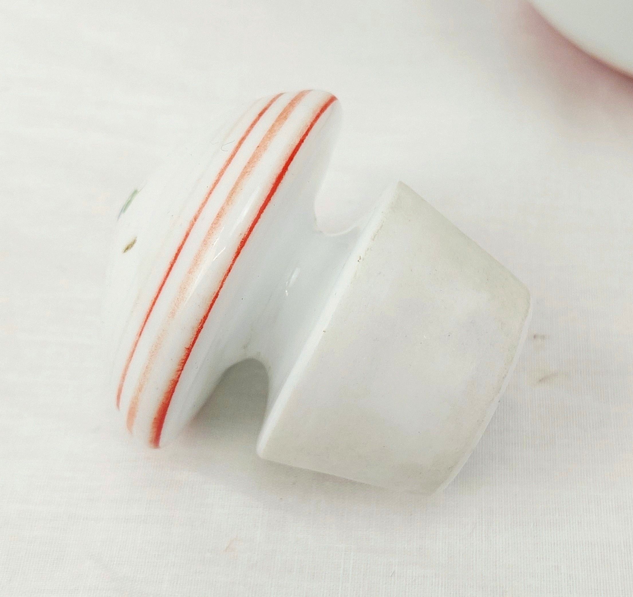 19th Century Large French Milk Glass Shop Scent Bottle - Image 7