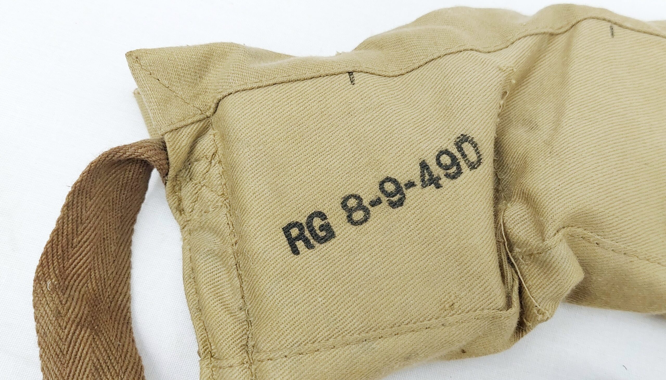 British WW2 303 Ammunition Bandolier with 34 Rounds (7 Clips, one missing a round) - Image 2