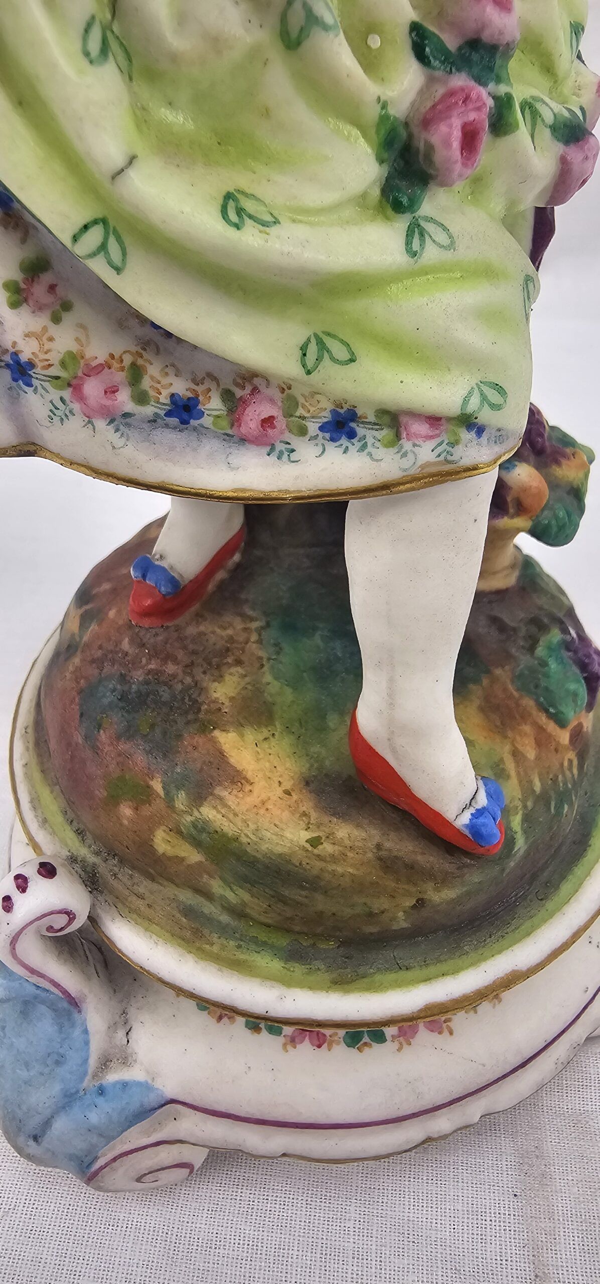 French 19th Century Bisque Porcelain Lady Figurine - Image 5