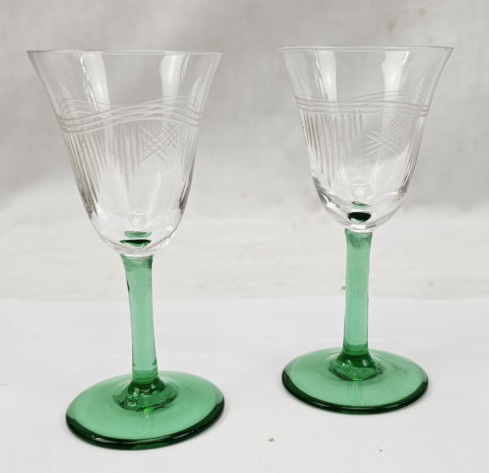 Pair Of 1930s Art Deco Uranium Glass Etched Sherry Glasses