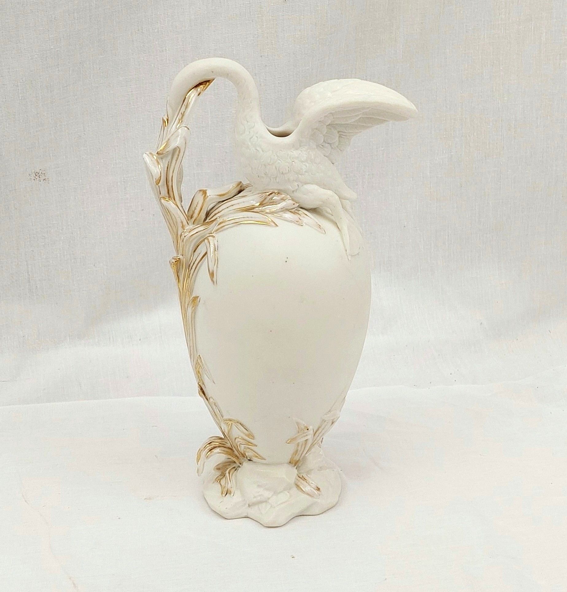 Superb c1825 H & R Daniel Swan Lipped Bisque Porcelain Ewer Vase - Image 9