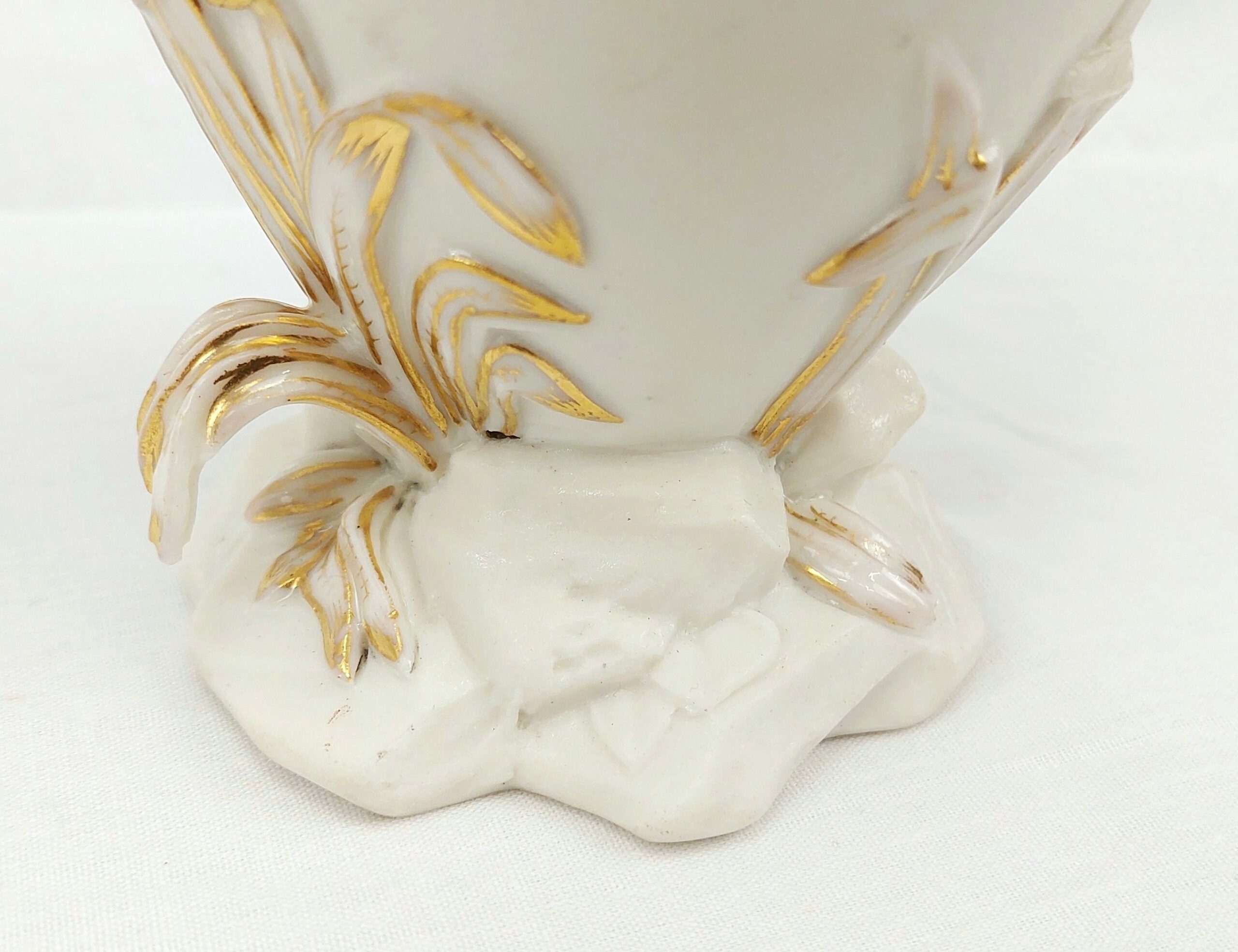 Superb c1825 H & R Daniel Swan Lipped Bisque Porcelain Ewer Vase - Image 8