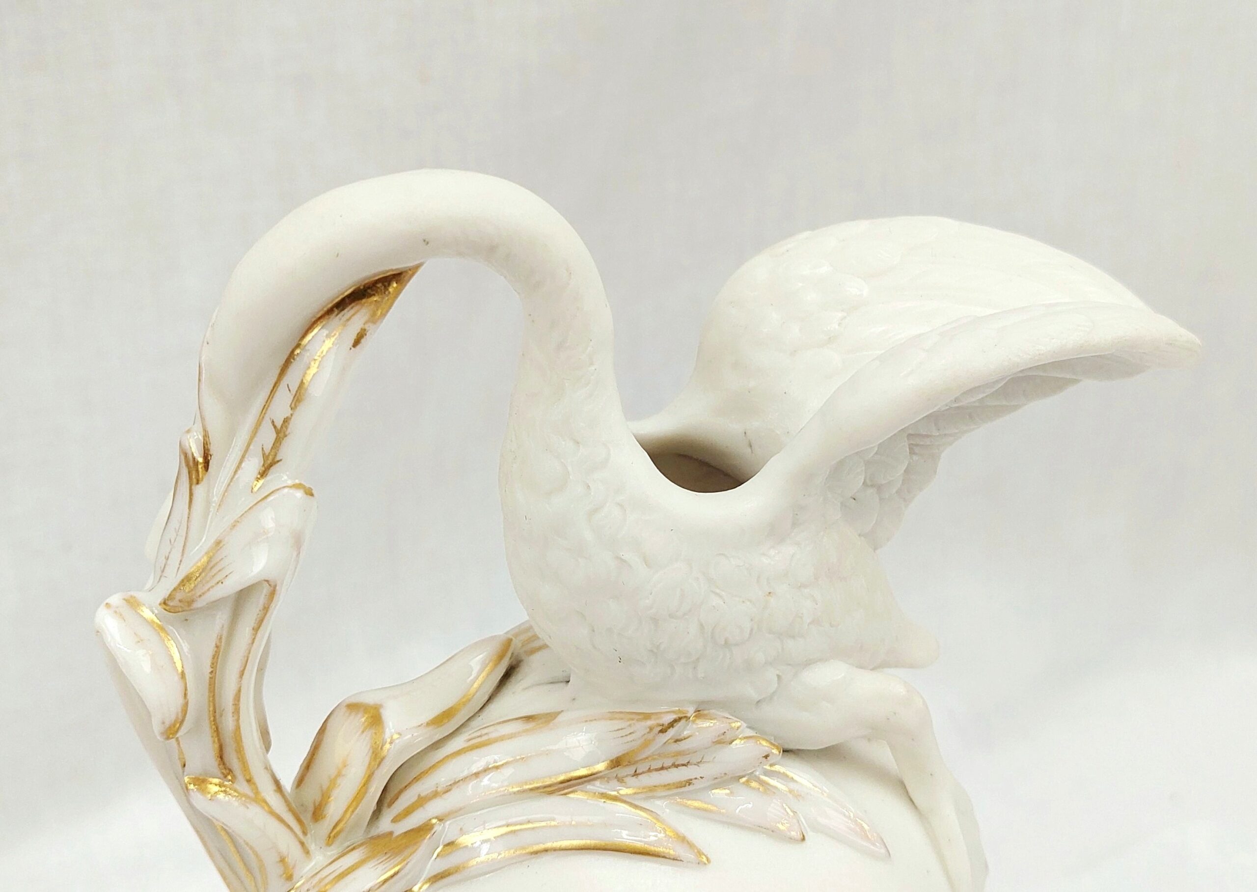 Superb c1825 H & R Daniel Swan Lipped Bisque Porcelain Ewer Vase - Image 7