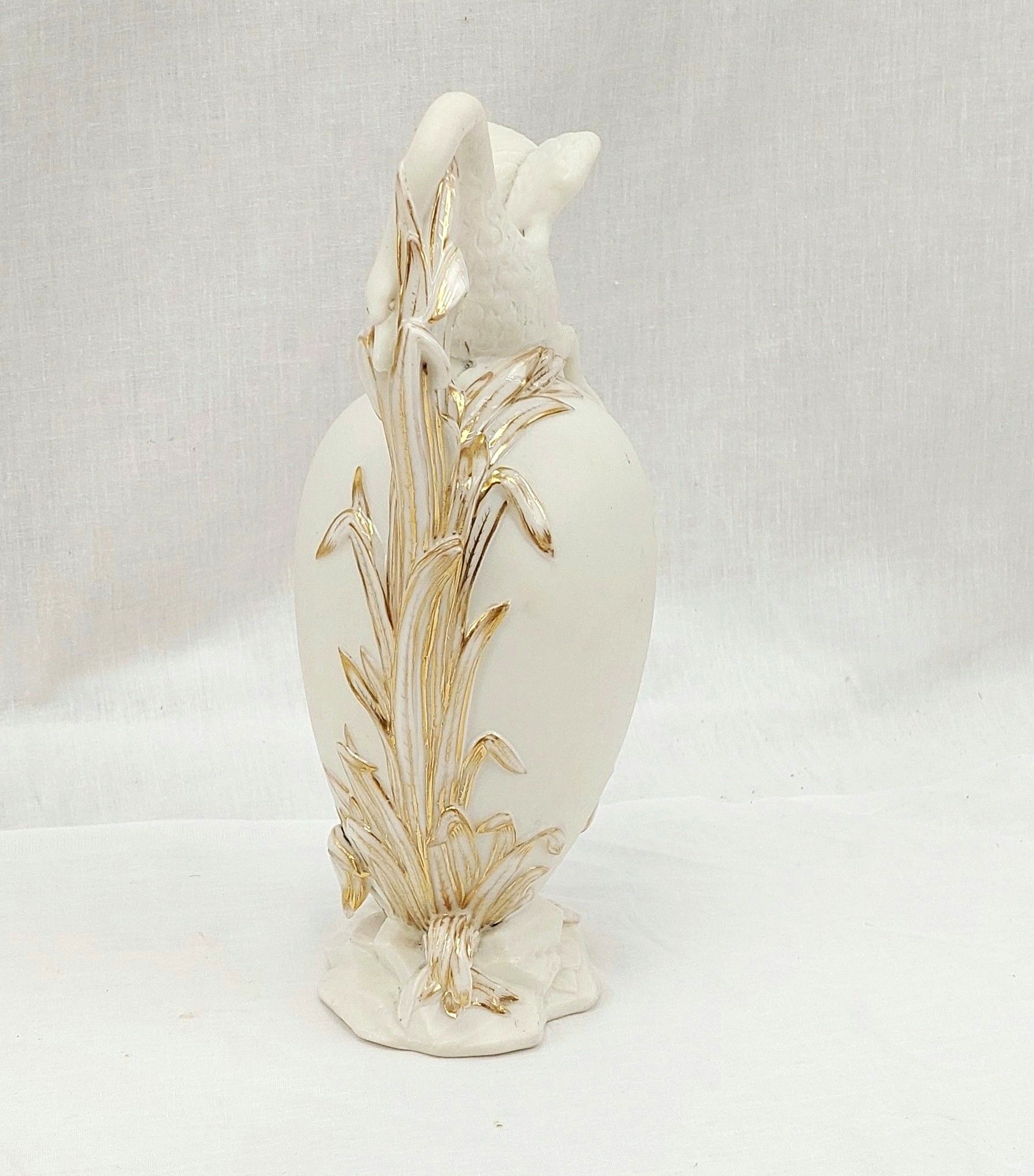 Superb c1825 H & R Daniel Swan Lipped Bisque Porcelain Ewer Vase - Image 5