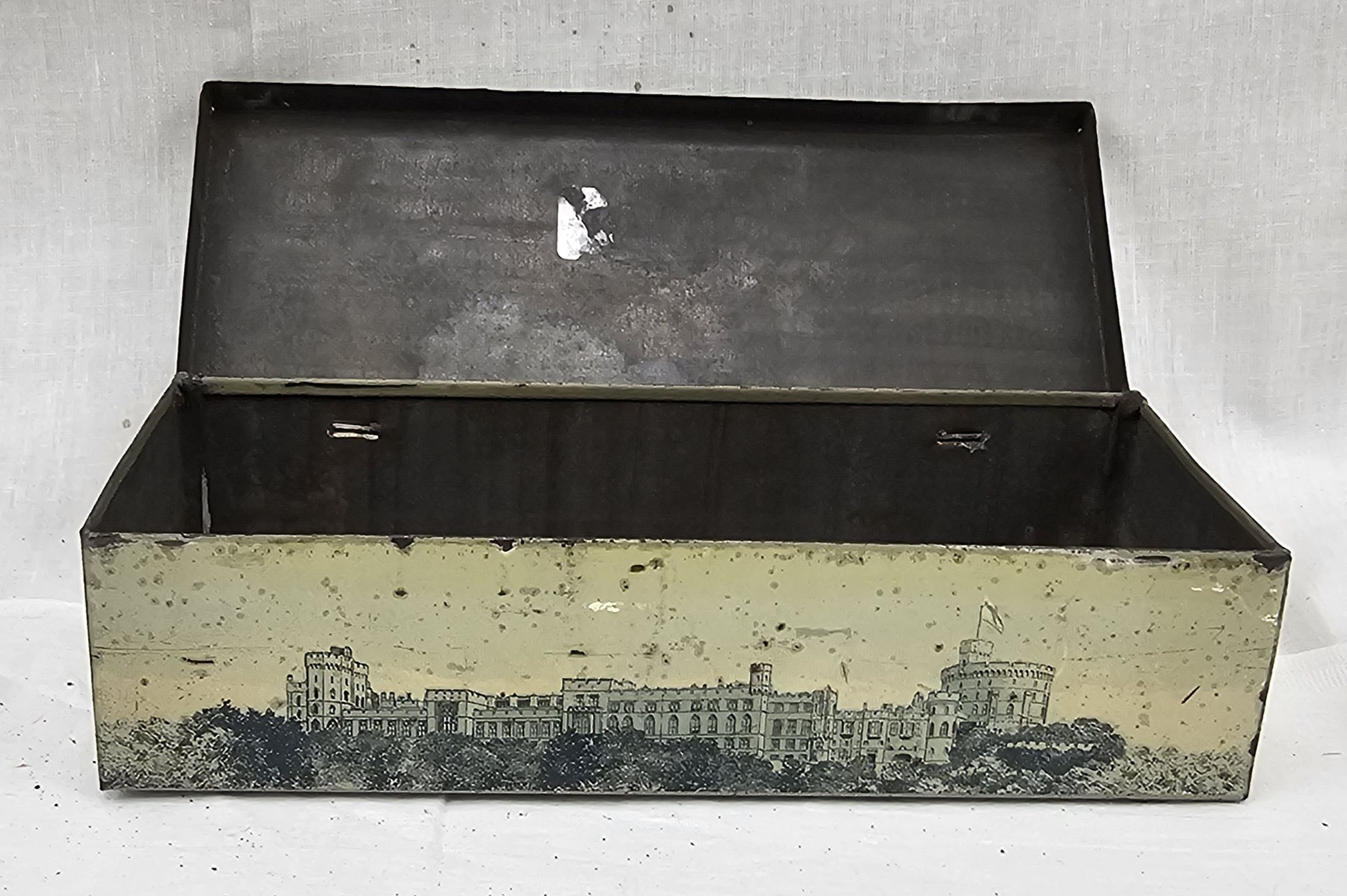 Victorian Sinclair's Royal Baking Powder Tin - Image 5