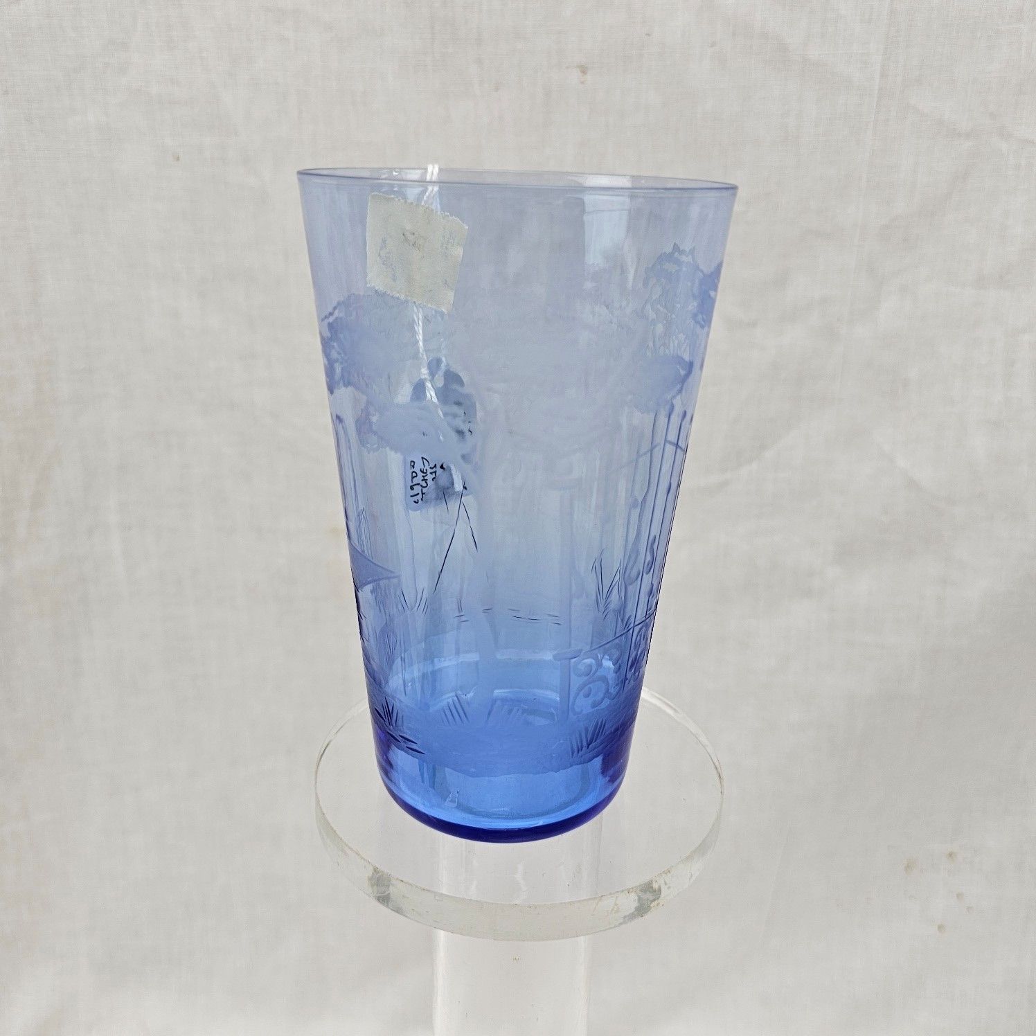 c1900 Blue Glass Beaker Etched With A Georgian Scene - Image 3