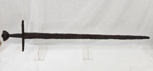 12th Century Large Oakeshott Type XI Norman Broadsword